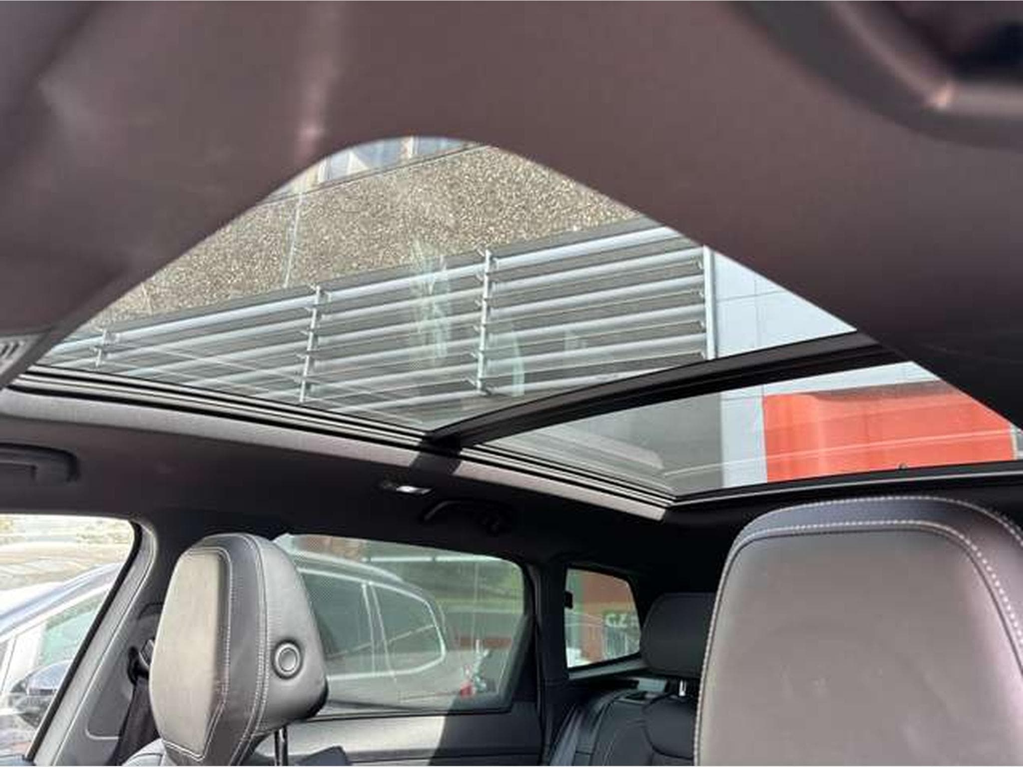 Skoda Karoq 2.0 TSI 4x4 DSG Sportline-GARANTIE JUSQU'A 48 MOIS (2023) - Photo 18