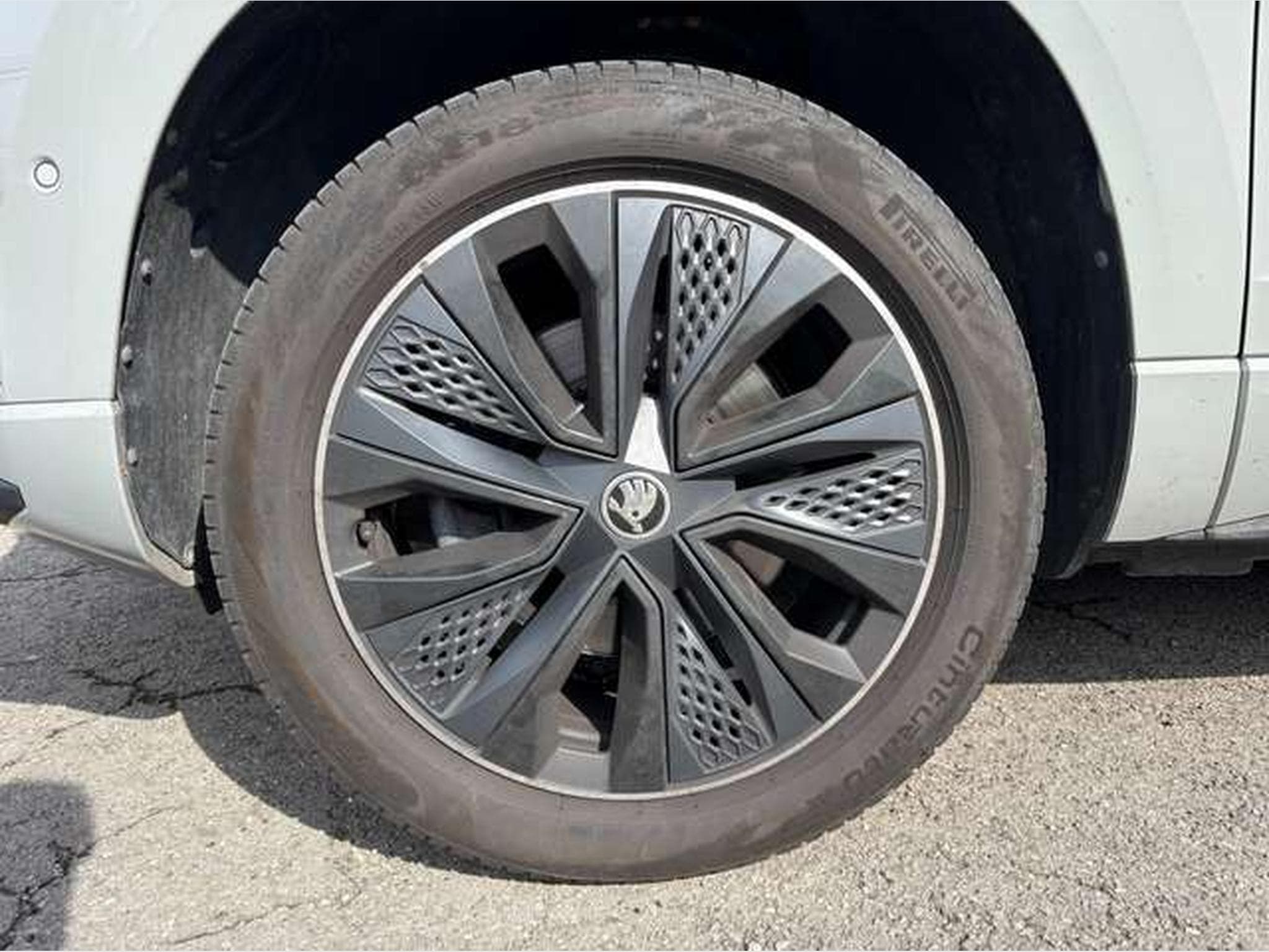 Skoda Karoq 2.0 TSI 4x4 DSG Sportline-GARANTIE JUSQU'A 48 MOIS (2023) - Photo 26
