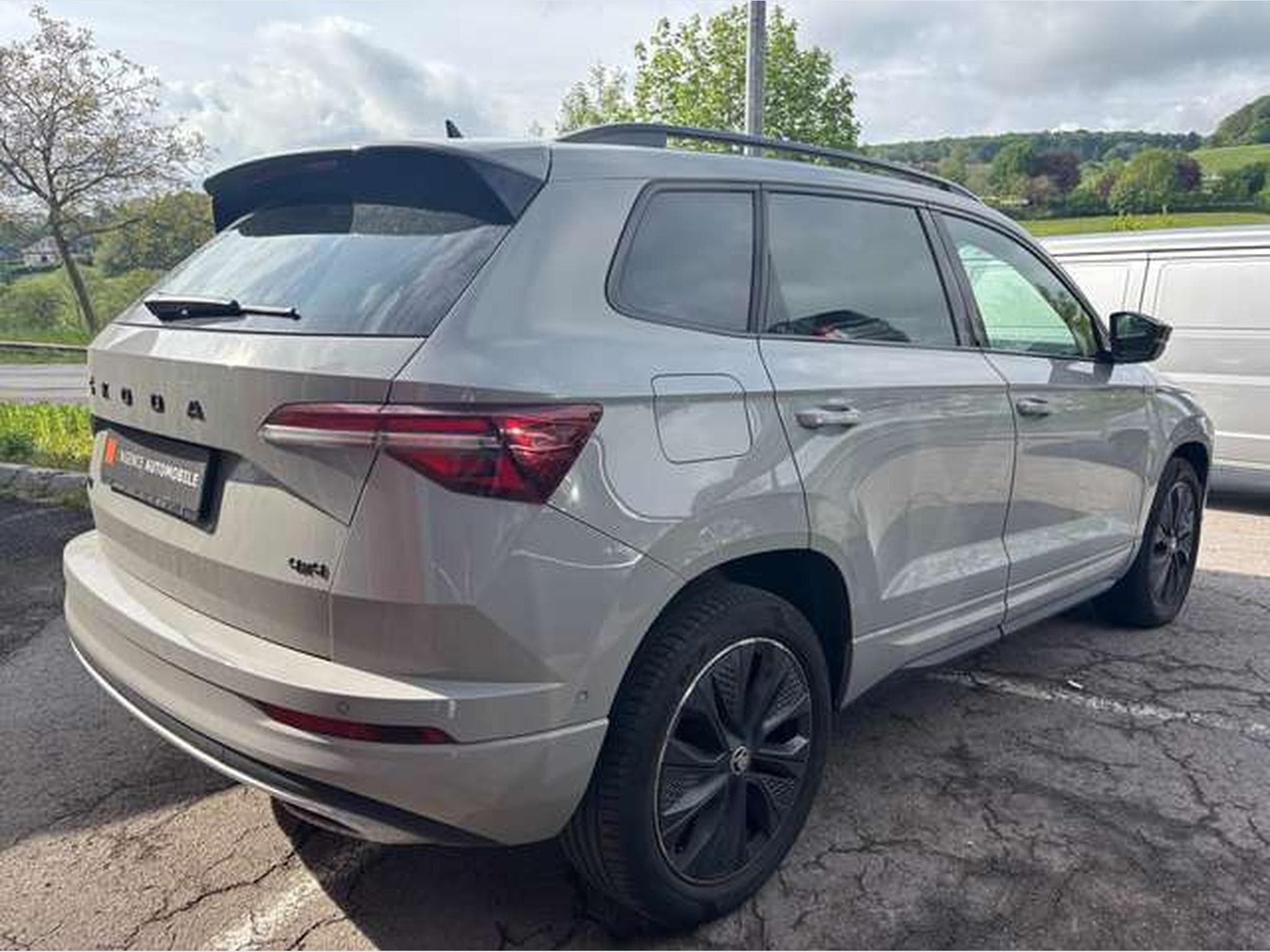 Skoda Karoq 2.0 TSI 4x4 DSG Sportline-GARANTIE JUSQU'A 48 MOIS (2023) - Photo 6