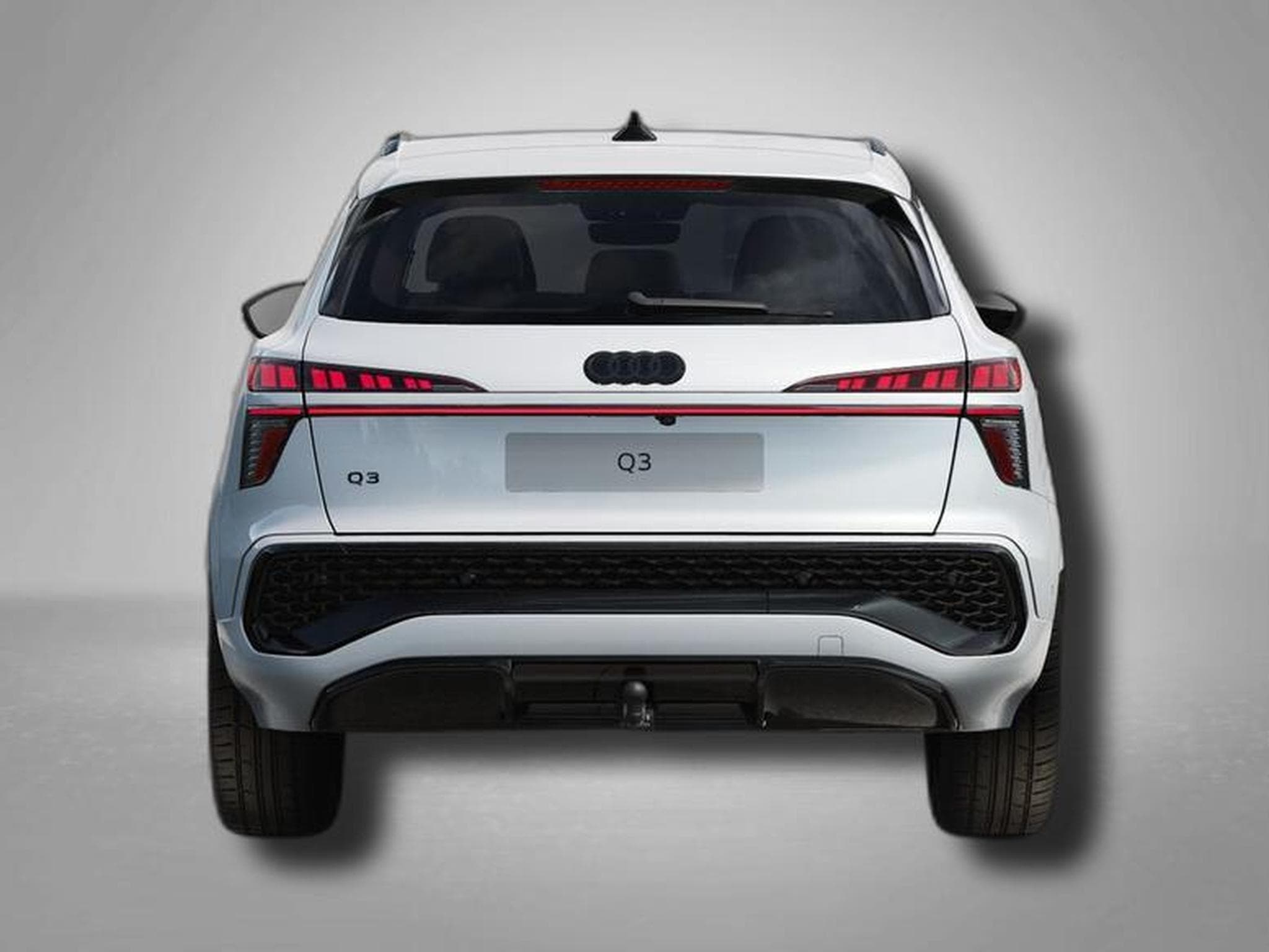 Audi Q3 S Line 1.5 TFSI 7-Gang S tronic (2026) - Photo 4