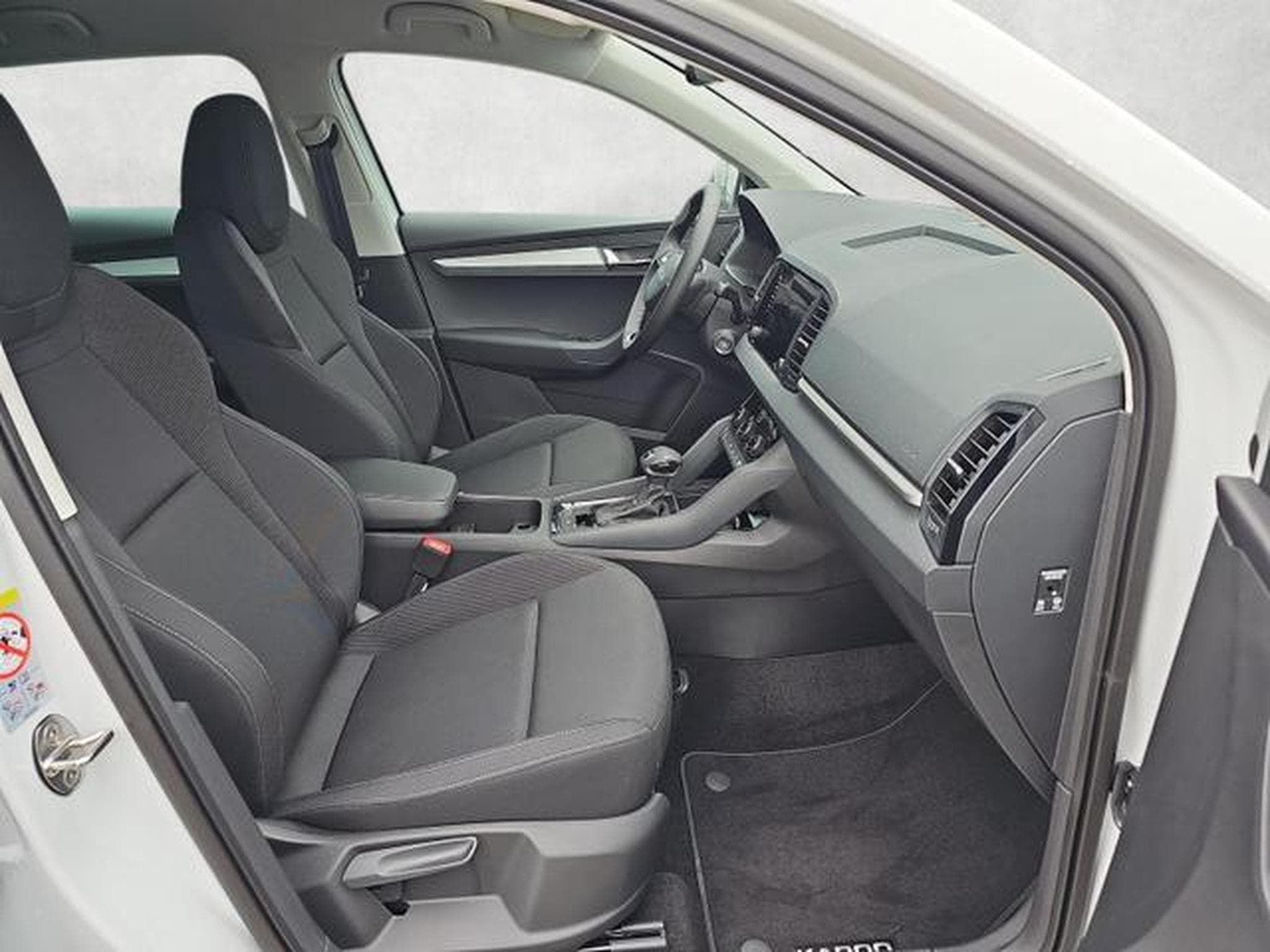 Skoda Karoq Selection (2026) - Photo 10