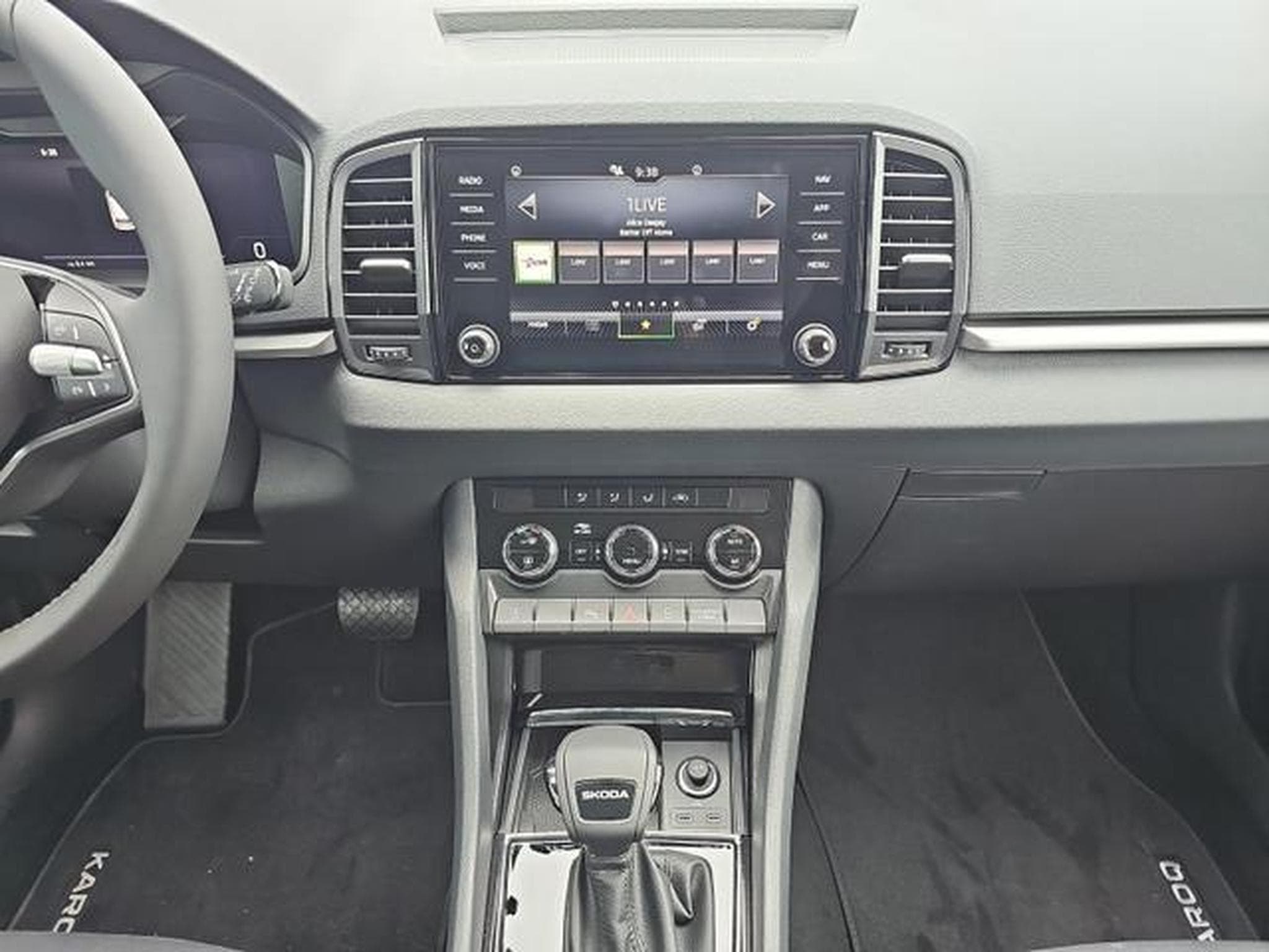 Skoda Karoq Selection (2026) - Photo 11