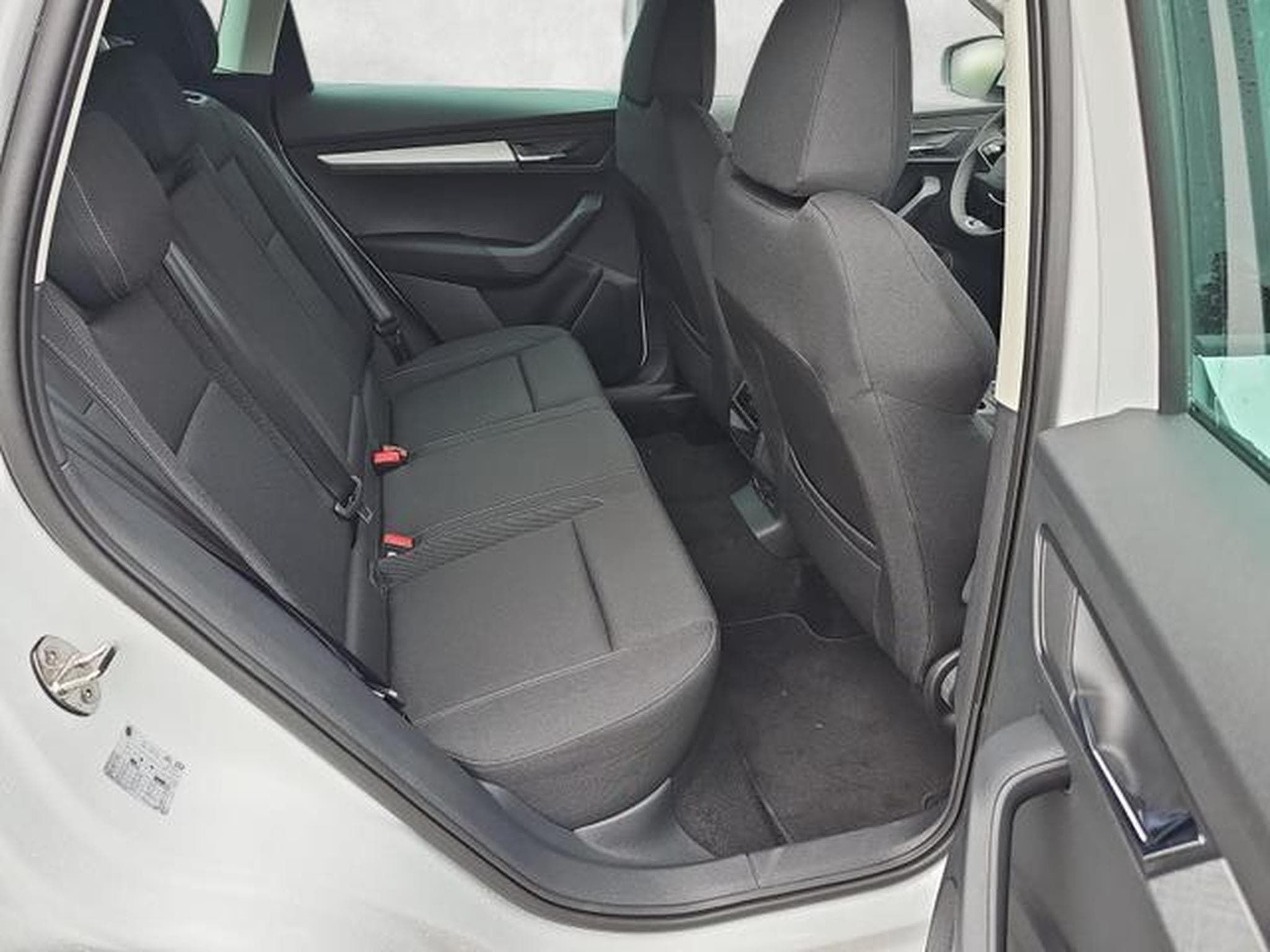 Skoda Karoq Selection (2026) - Photo 13
