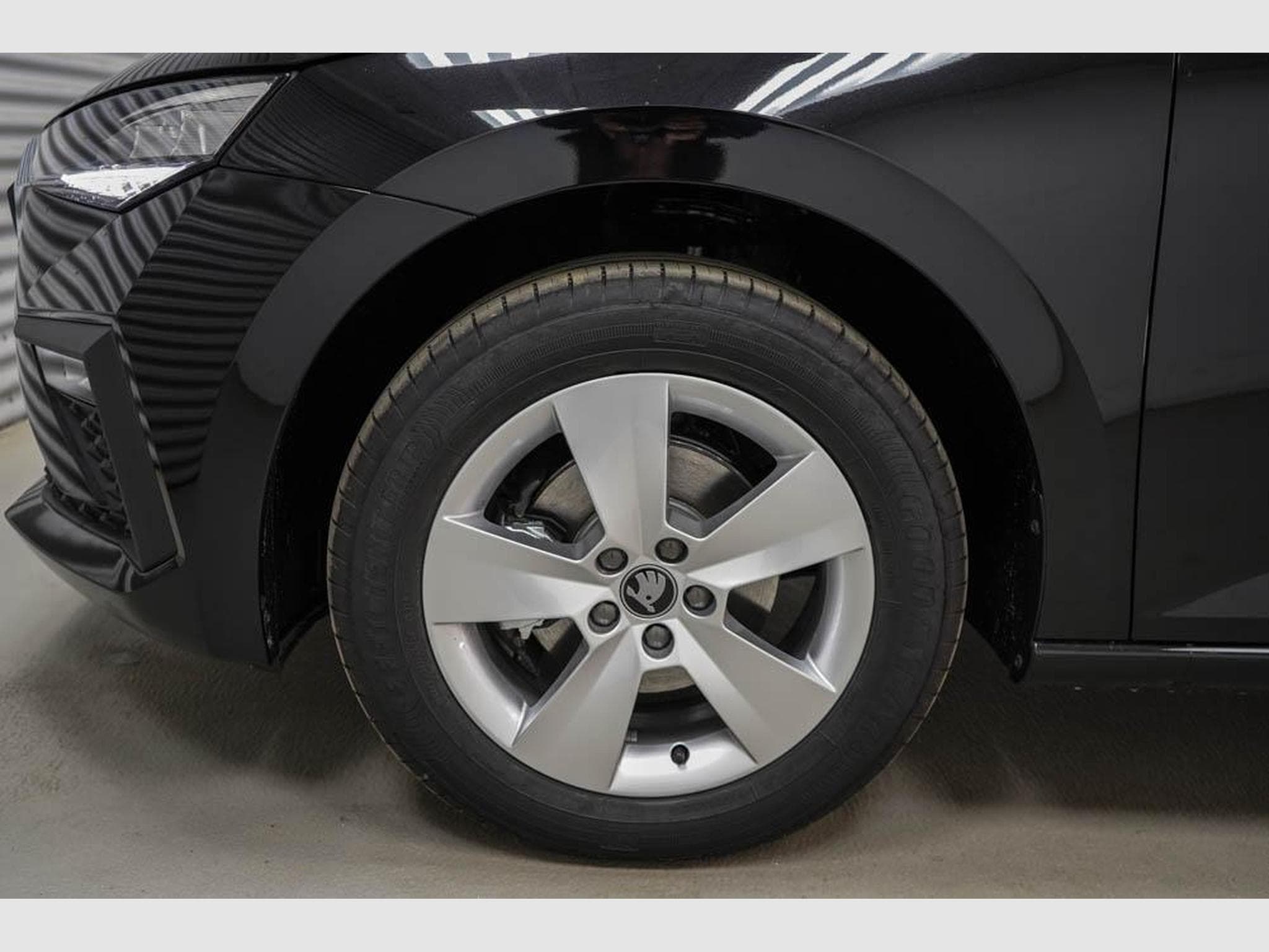 Skoda Scala 1,0 TSI DSG (2026) - Photo 5