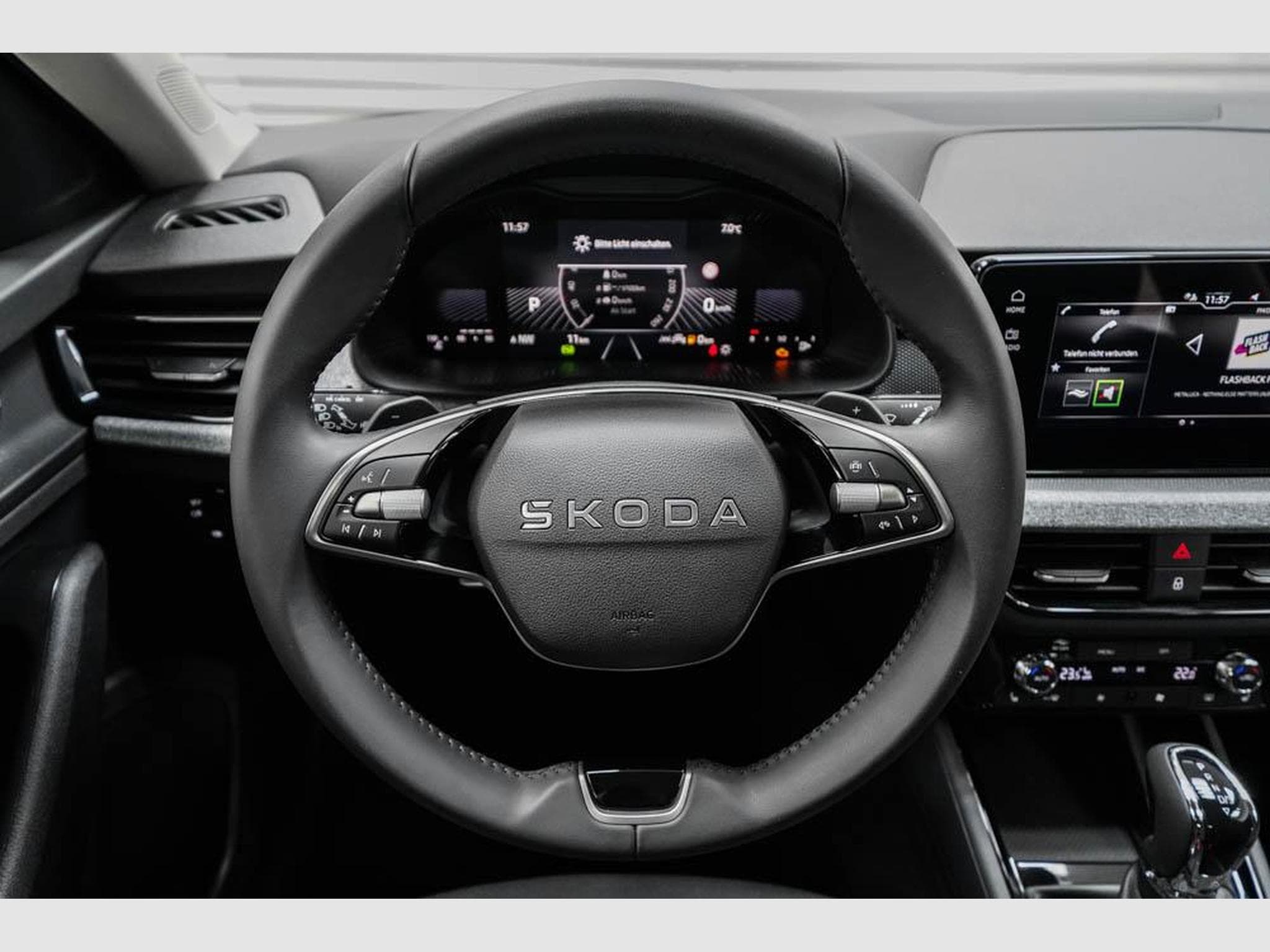 Skoda Scala 1,0 TSI DSG (2026) - Photo 9