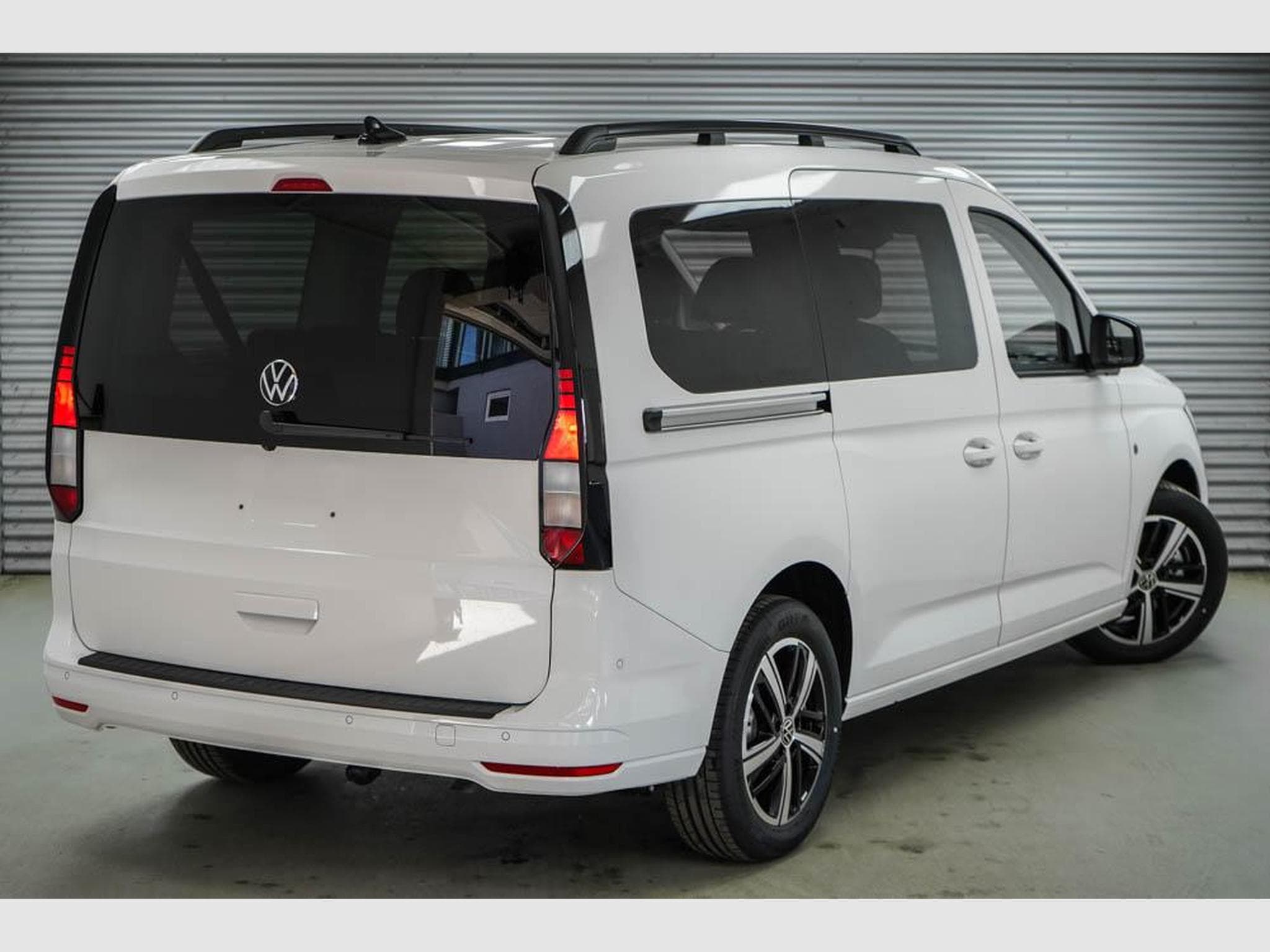 VW Caddy 2,0 TDI 4Motion (2026) - Photo 3