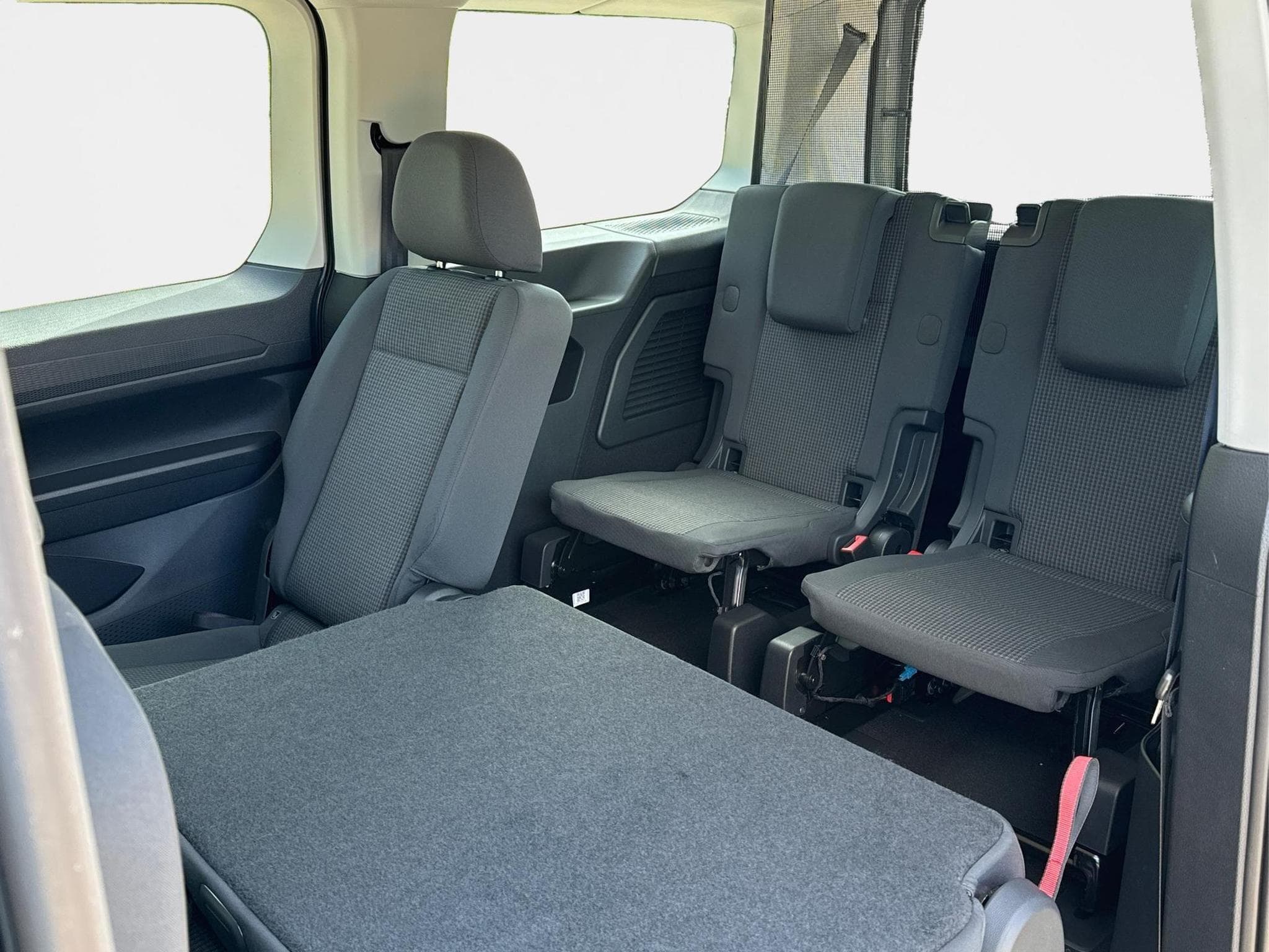 VW Caddy Caddy Maxi (2026) - Photo 18