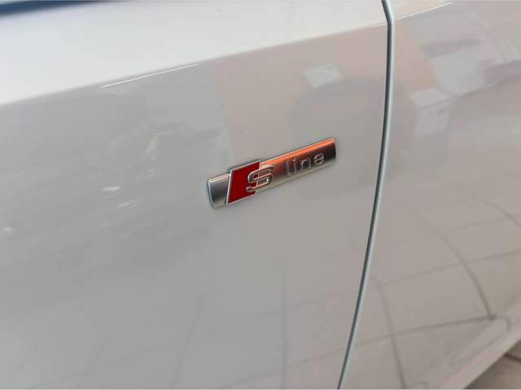 Audi A4 Avant 30 TDI S line - JUSQU'A 48 MOIS DE GARANTIE (2020) - Photo 24