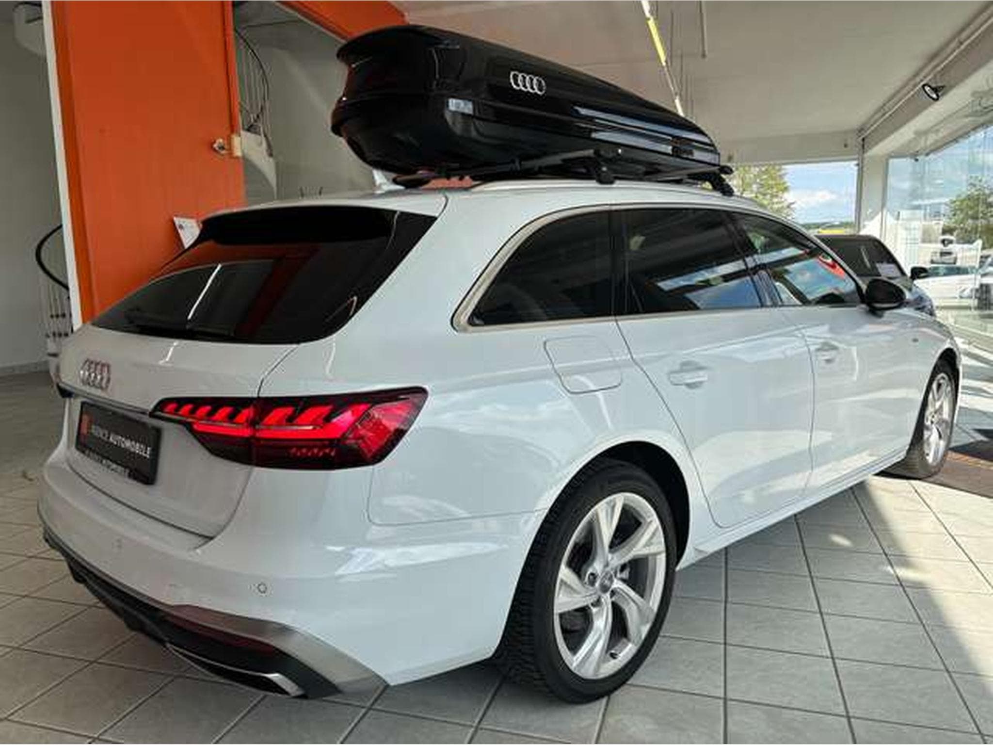 Audi A4 Avant 30 TDI S line - JUSQU'A 48 MOIS DE GARANTIE (2020) - Photo 5