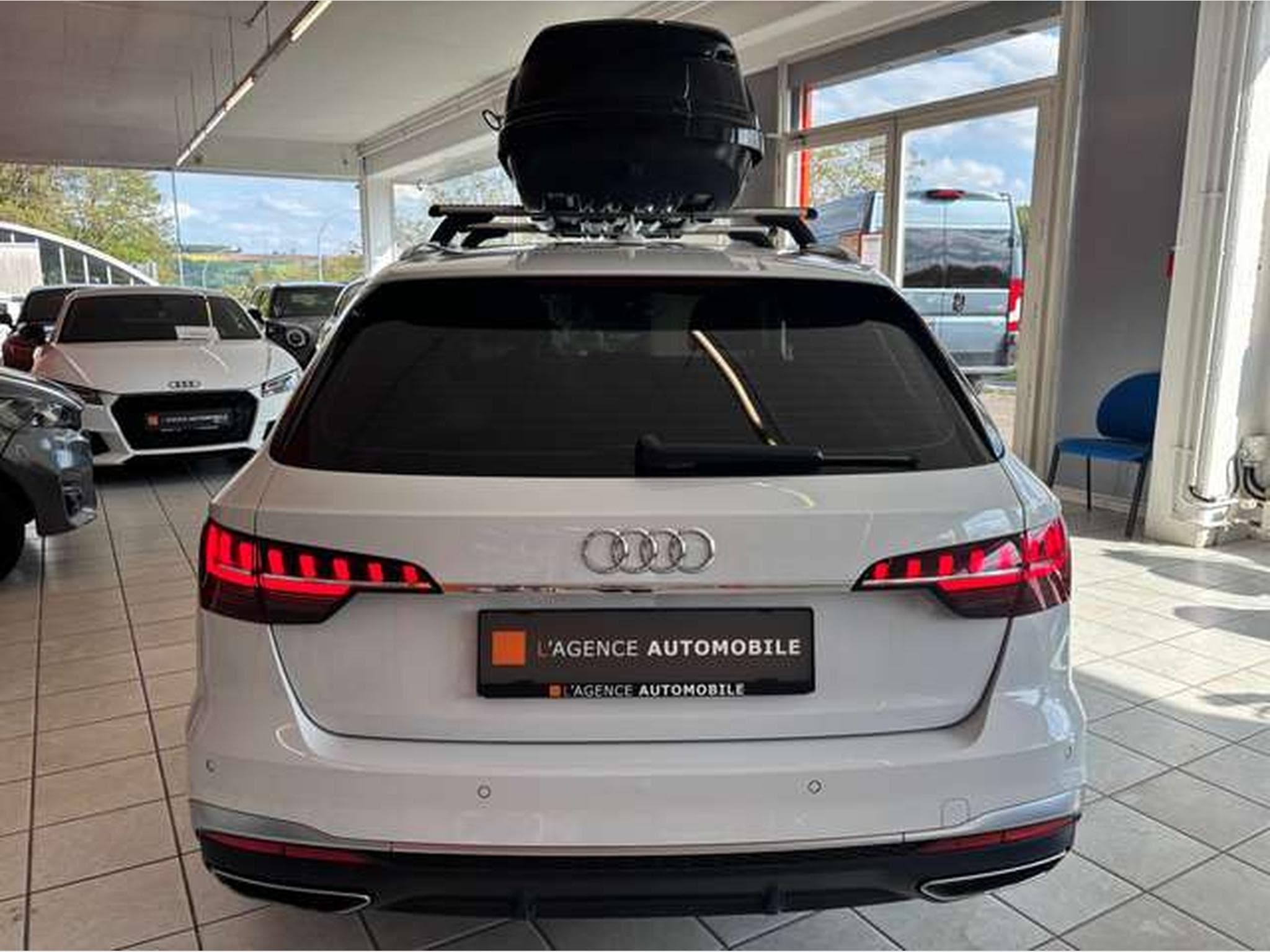 Audi A4 Avant 30 TDI S line - JUSQU'A 48 MOIS DE GARANTIE (2020) - Photo 6