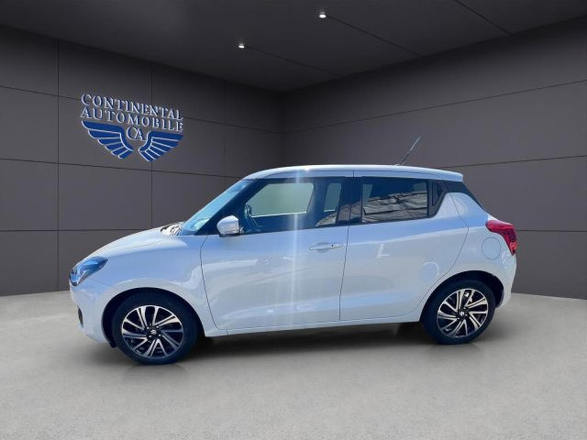 Suzuki Swift Swift Comfort+ KLIMA,PDC,TEMPOMAT,NAVI,ESP,MFL (2024) - Photo 3
