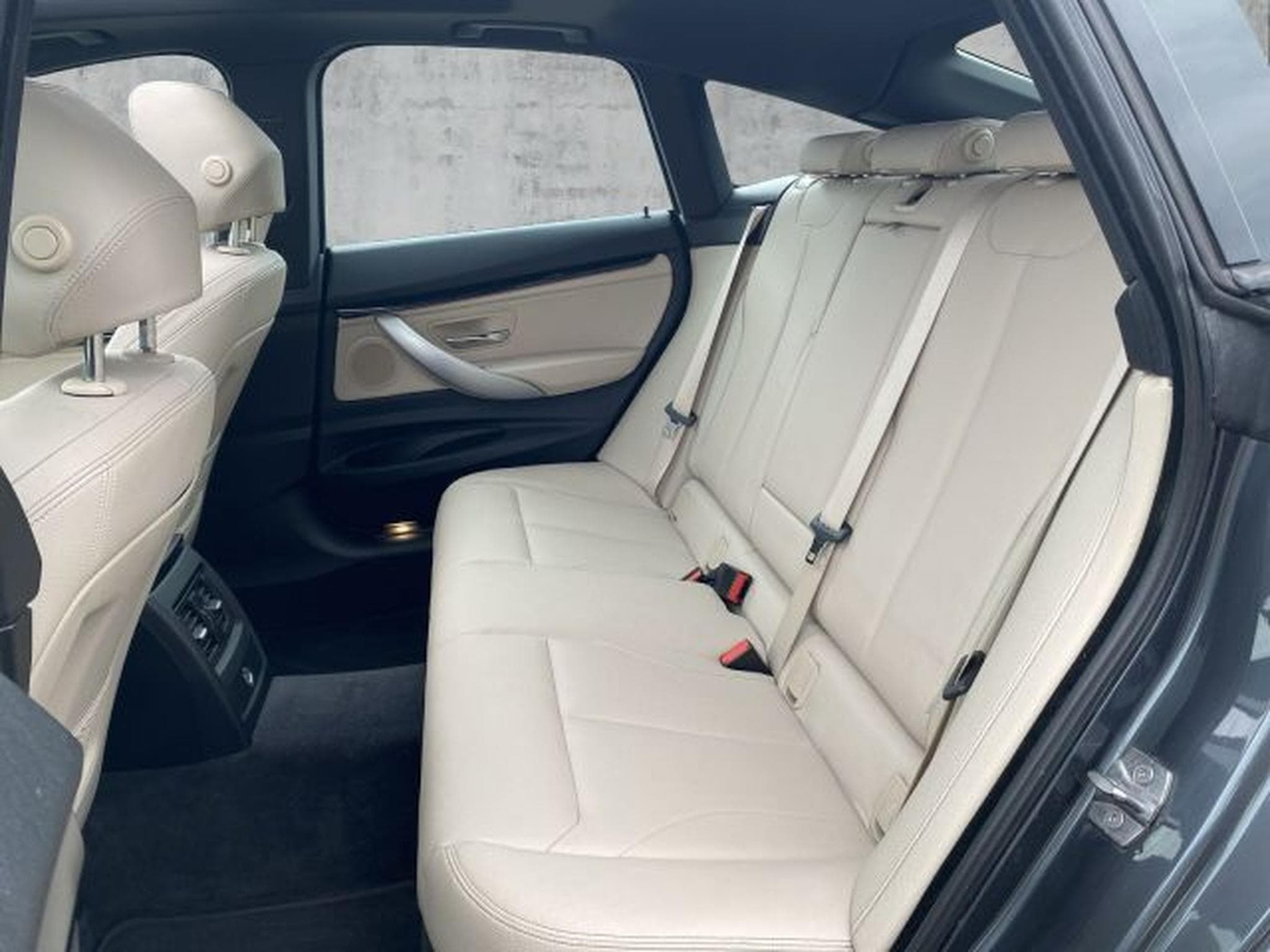 BMW 330 Gran Turismo 330d Gran Turismo M-Sport Aut. PANO XENON NAVI (2014) - Photo 12