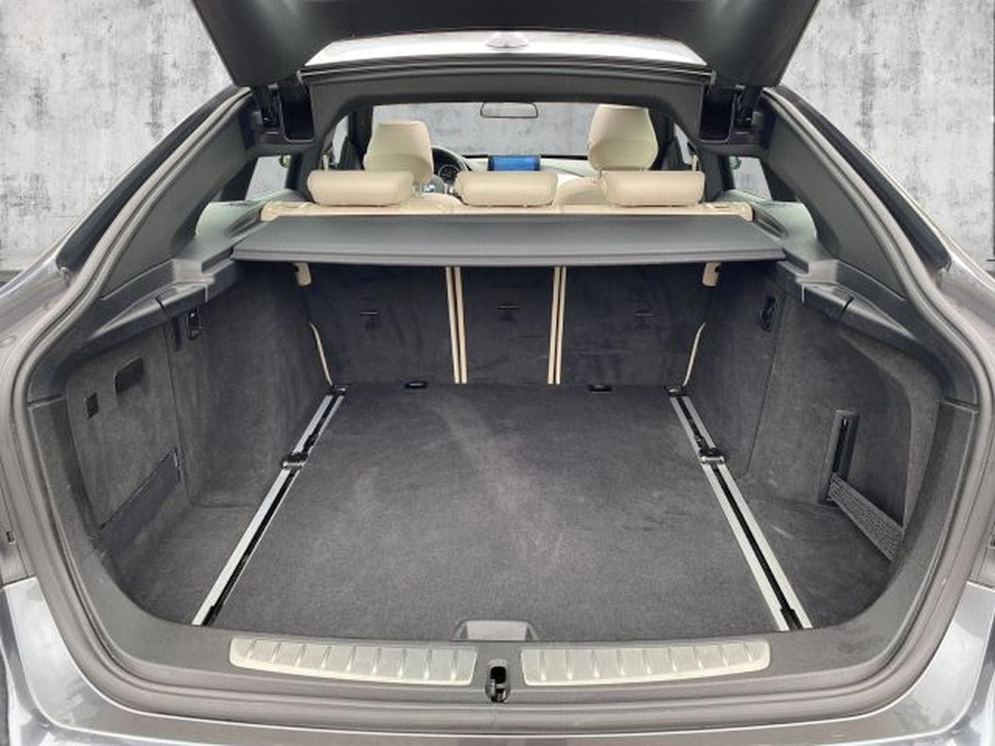 BMW 330 330d GT M-Sport Automatik PANO XENON NAVI AHK (2014) - Photo 10