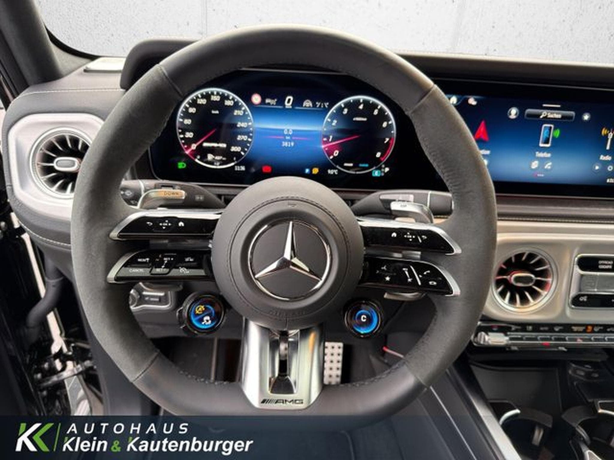 Mercedes G 63 AMG STANDH+ALL-BLACK+AHK+PERFOR +DRIVERSP+WÄRMEPAKET (2025) - Photo 14