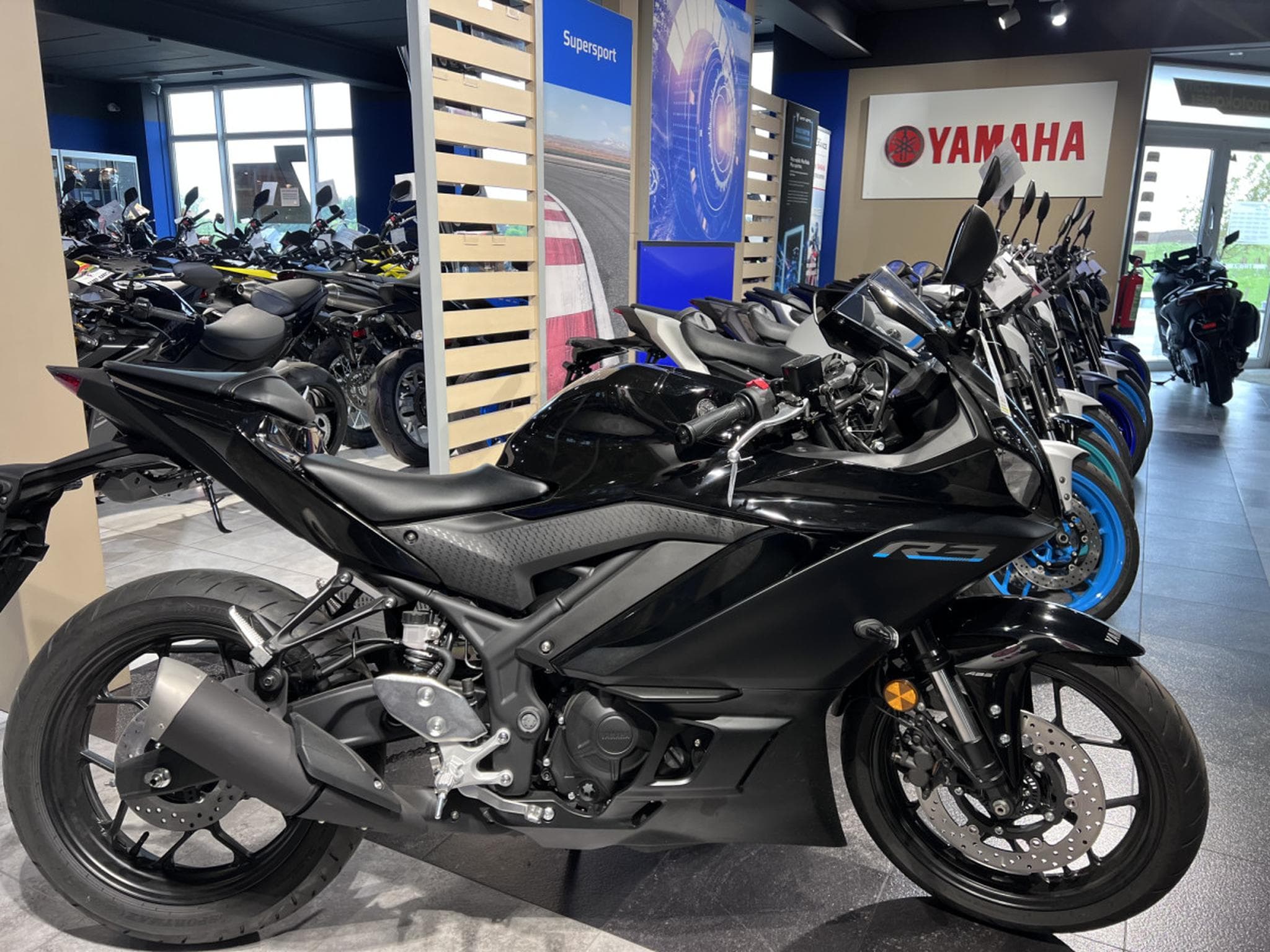Yamaha YZF-R3 (2026) - Photo 1