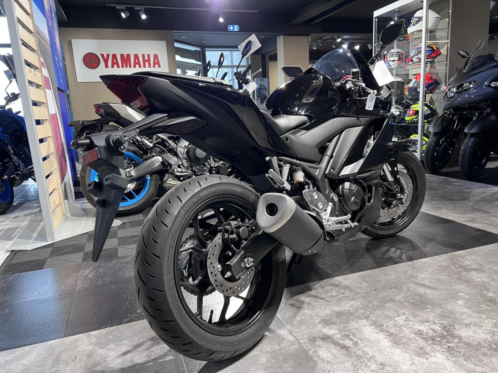 Yamaha YZF-R3 (2026) - Photo 3