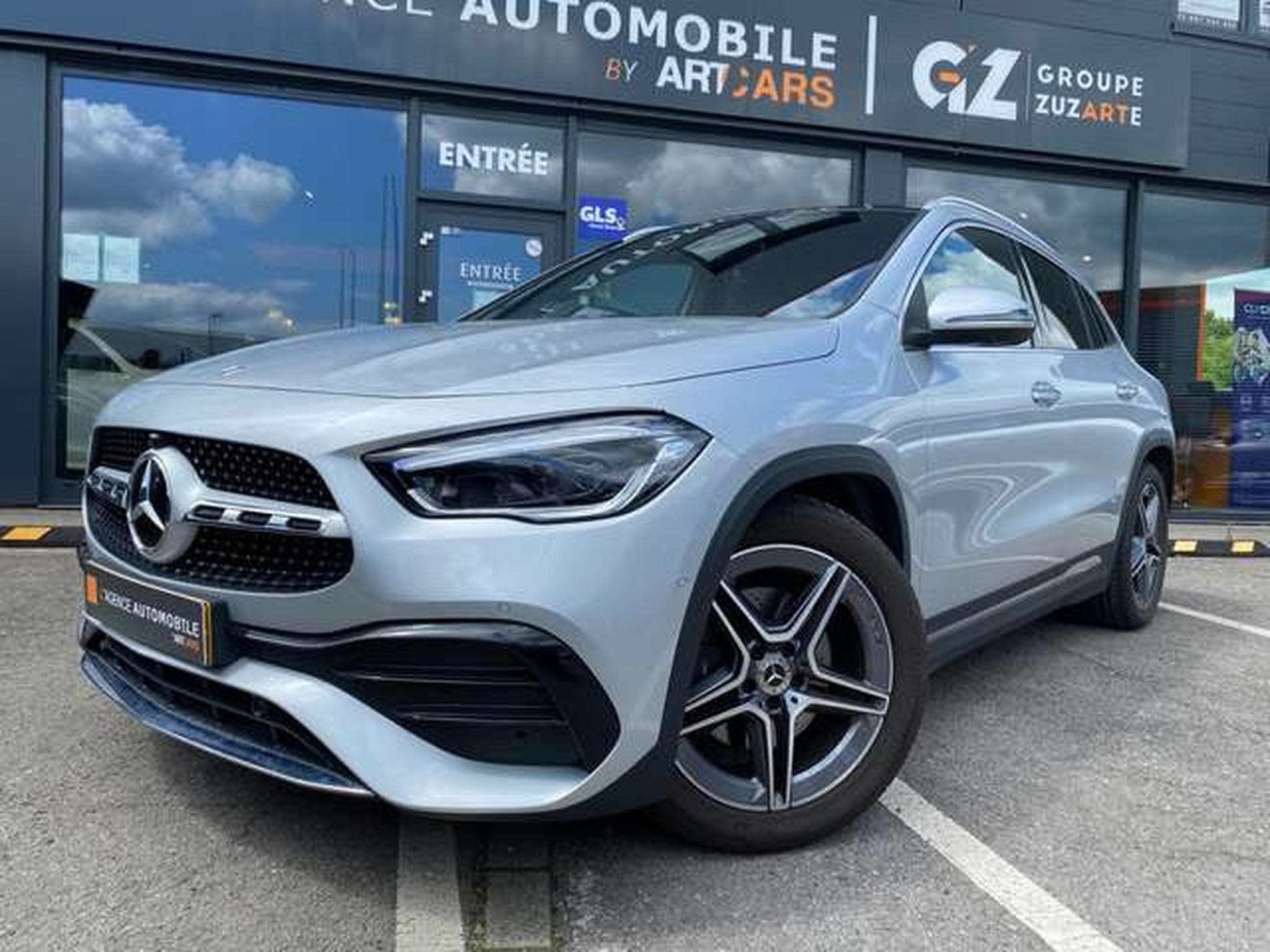 Mercedes GLA 200 4Matic 8GDCT AMG Line jusqu'à 48 mois garantie (2022) - Photo 2