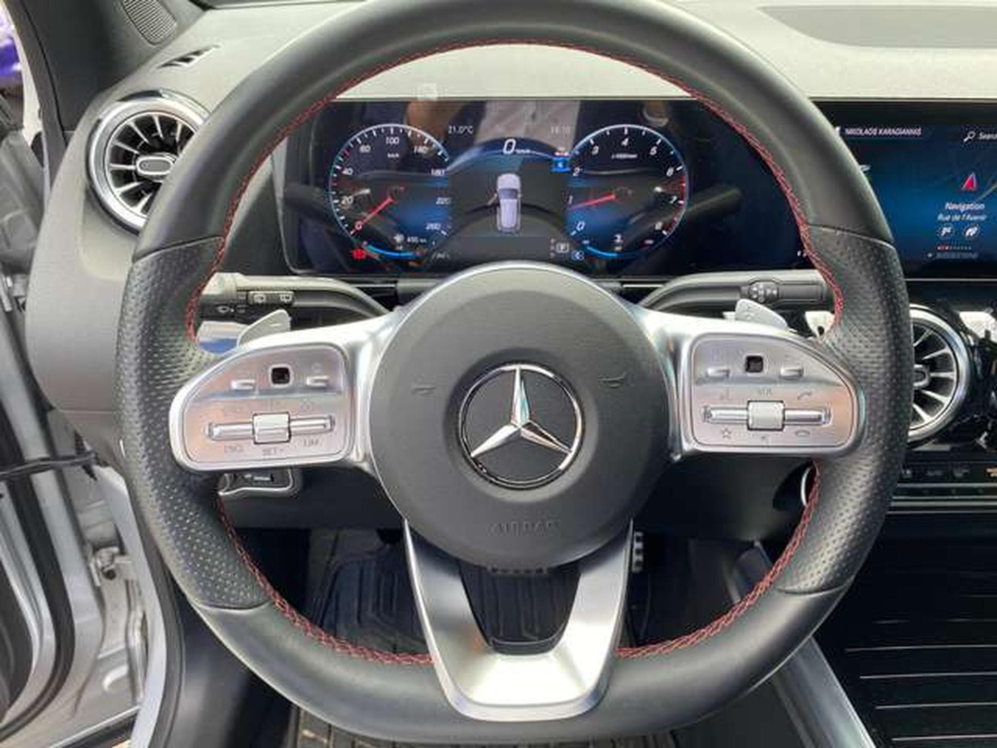 Mercedes GLA 200 4Matic 8GDCT AMG Line jusqu'à 48 mois garantie (2022) - Photo 9