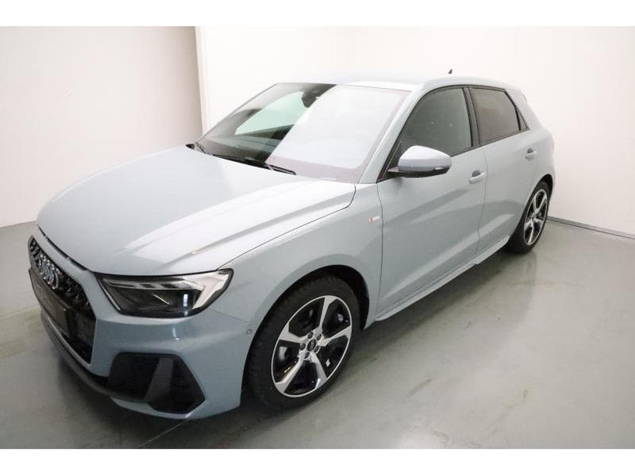Audi A1 S Line (2026) - Photo 1