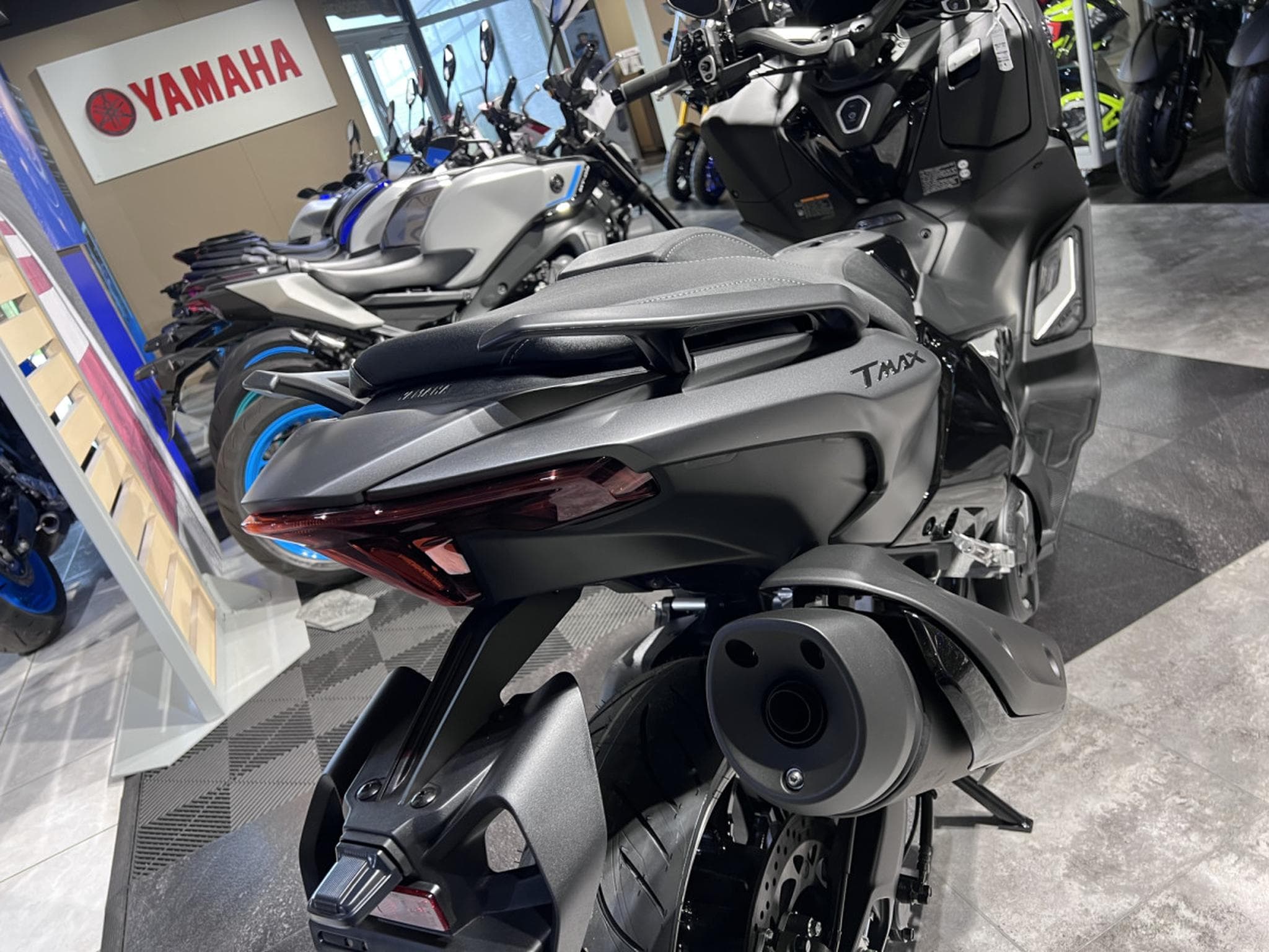 Yamaha T-Max TECHMAX (2026) - Photo 5