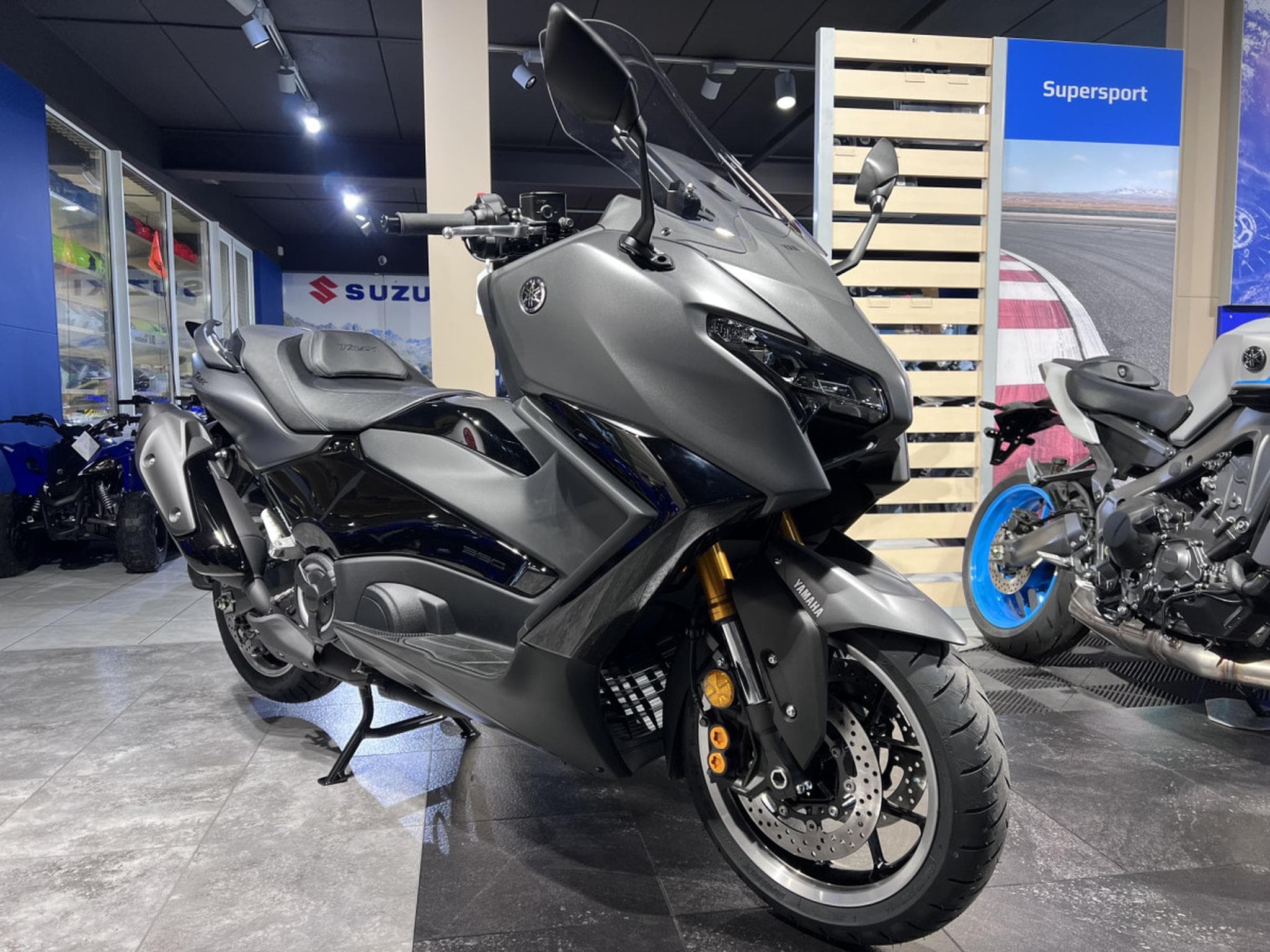 Yamaha T-Max TECHMAX (2026) - Photo 7