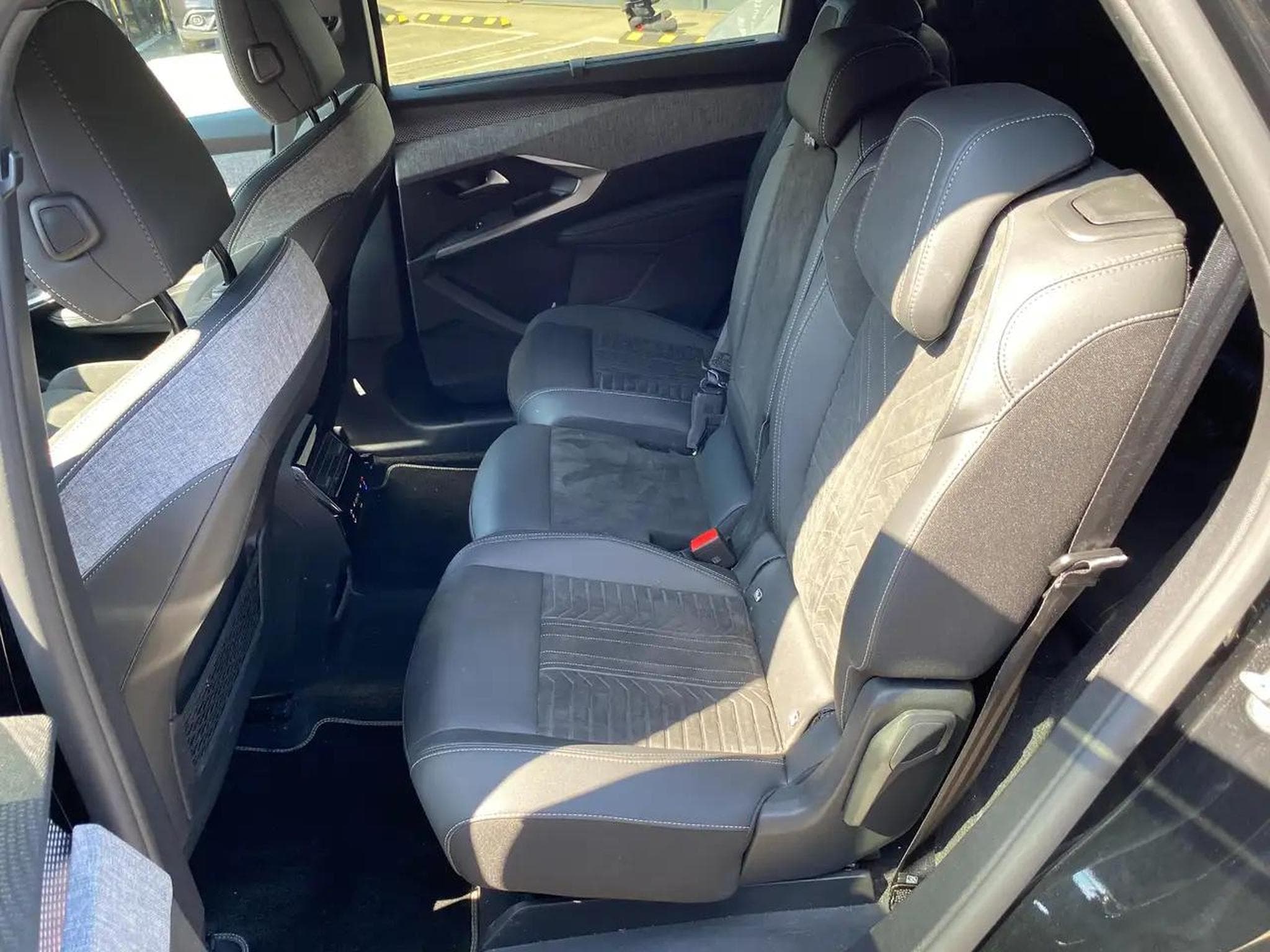 Peugeot 5008 (2025) - Photo 16