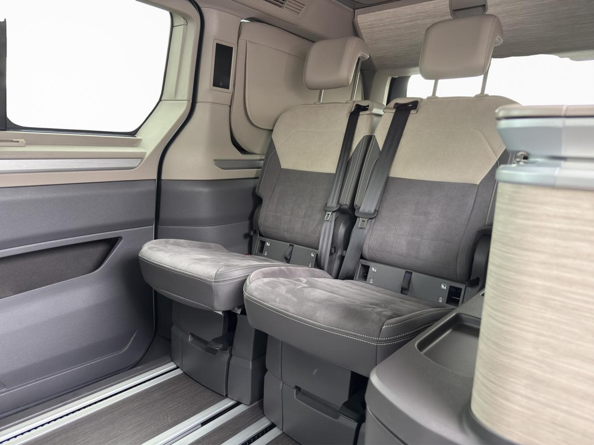 VW California Ocean (2025) - Photo 11