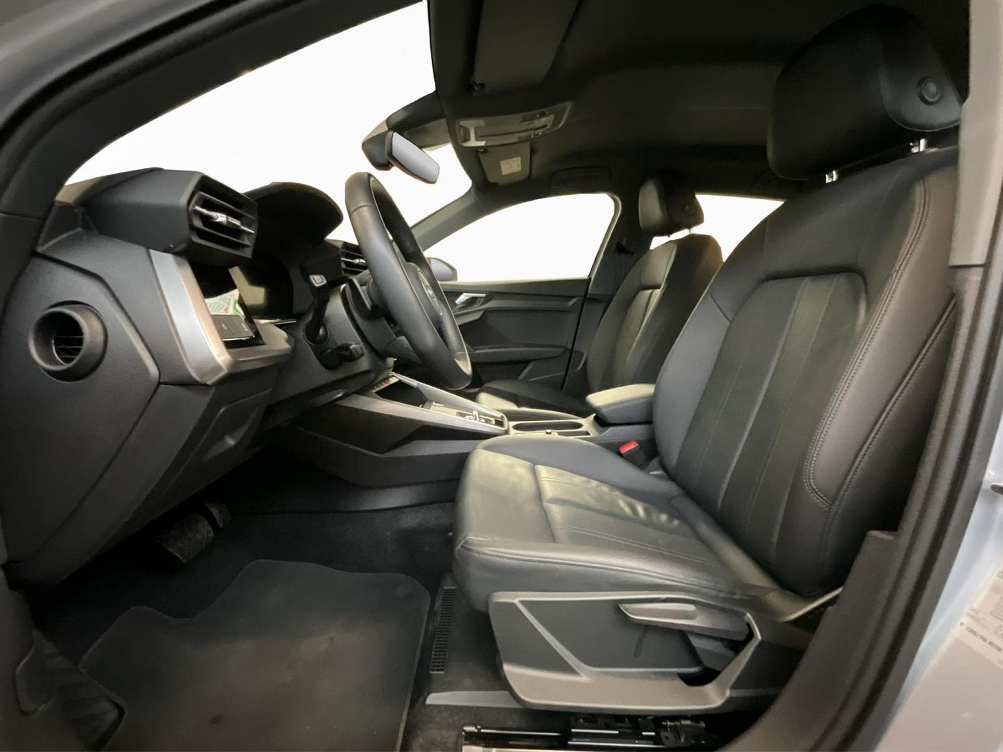 Audi A3 SB+Advanced+30TFSI+S-Tronic (2024) - Photo 9