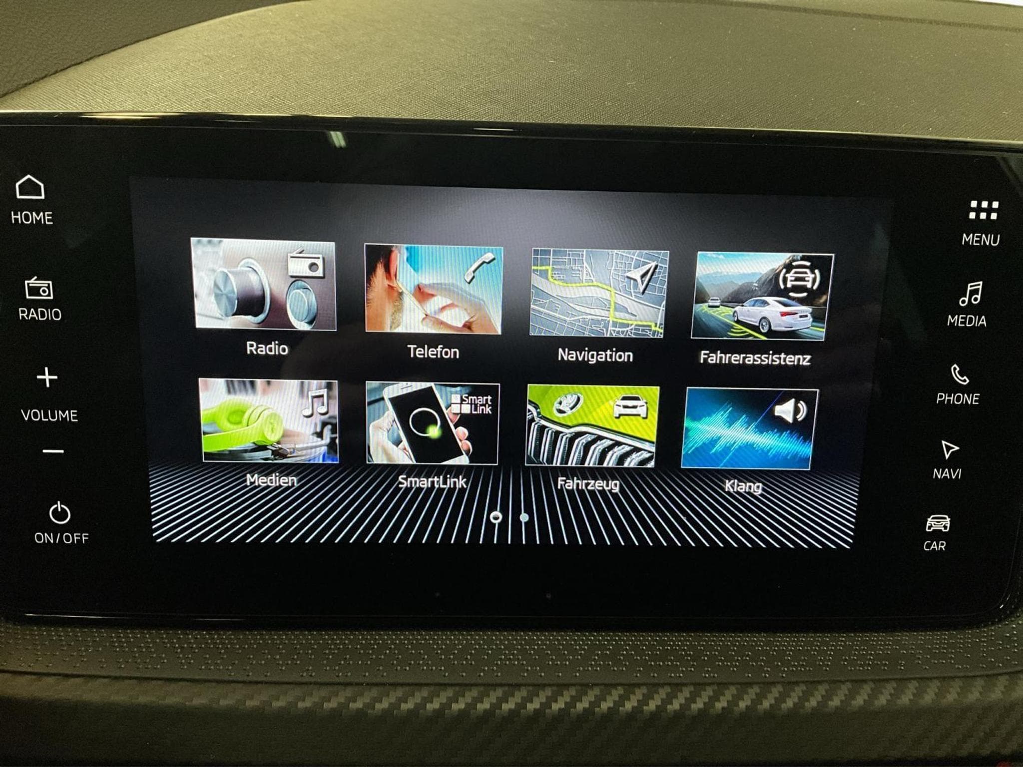 Skoda Scala Monte-Carlo+DSG+LED+PANO (2025) - Photo 13