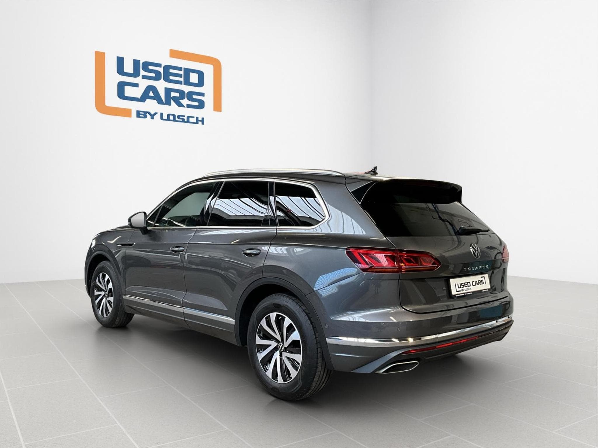VW Touareg Elegance+V6+4M+Pano+AHK+Luft (2023) - Photo 5