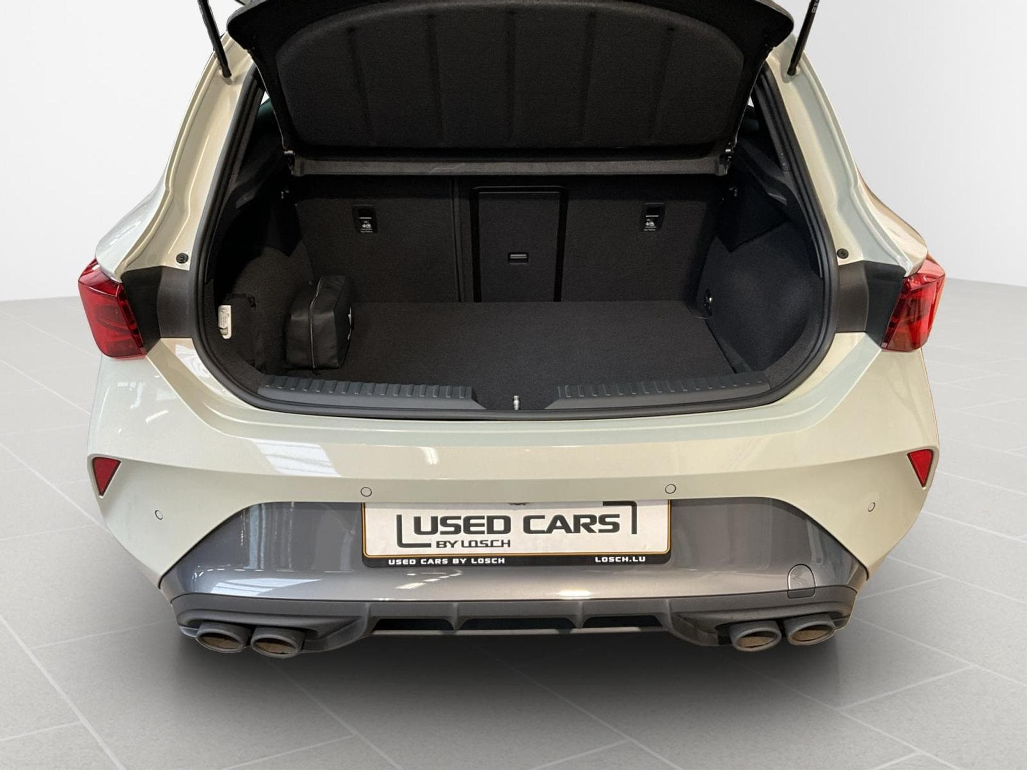Cupra Leon VZ+DSG+Dinamica+Pure-Perf.+Int.Drive (2025) - Photo 16