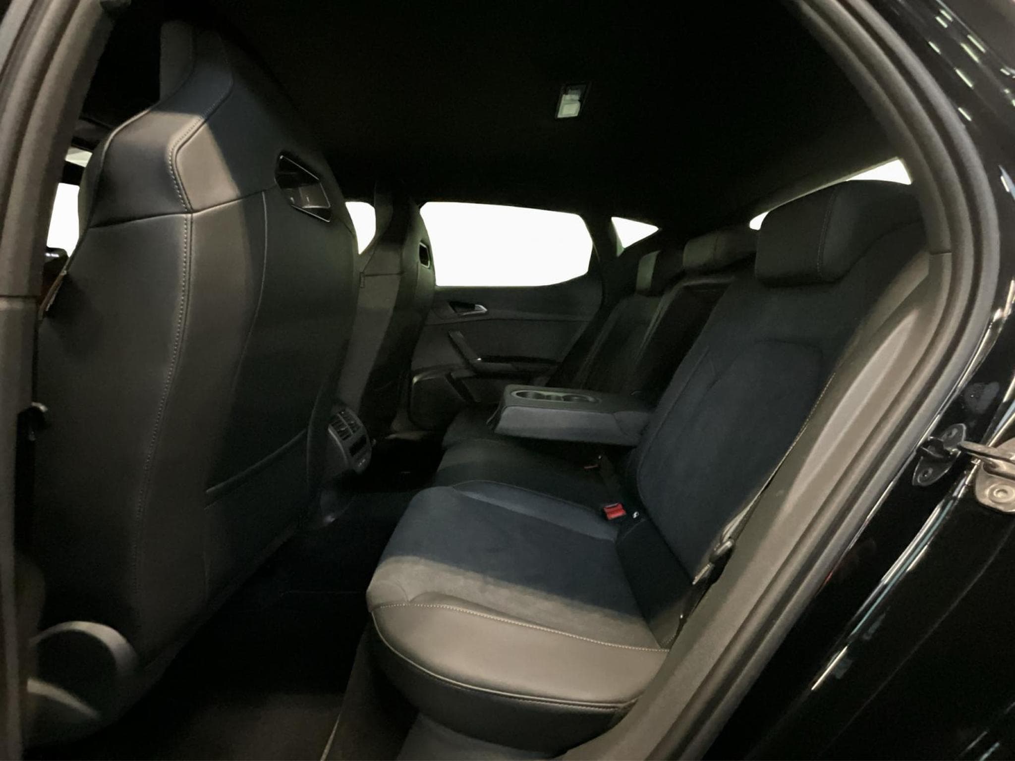 Cupra Leon DSG+Dinamica+Pure-Perf.+Int.Drive (2025) - Photo 15