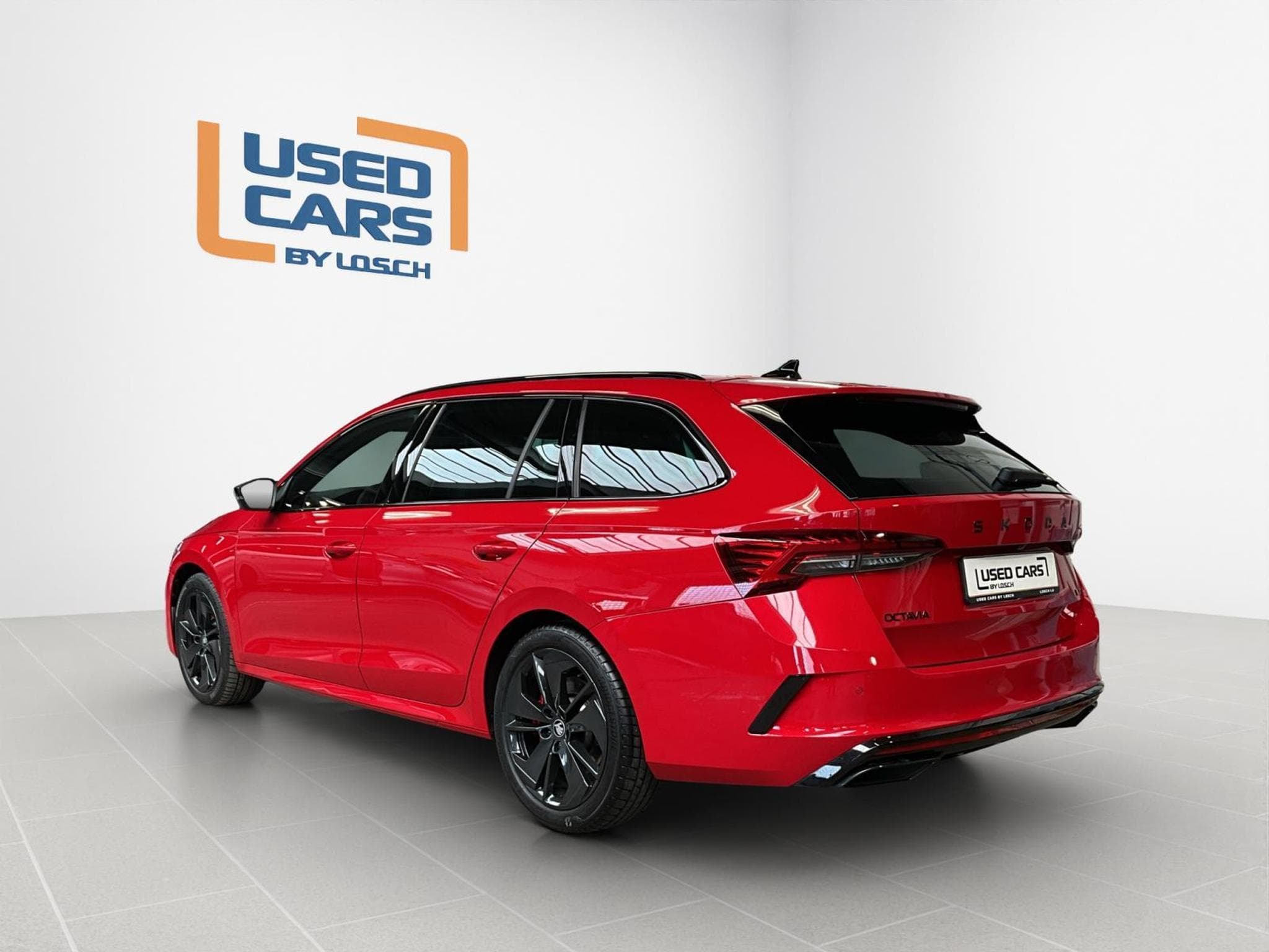 Skoda Octavia RS+DSG+Pano+AHK+Stand-H (2025) - Photo 6