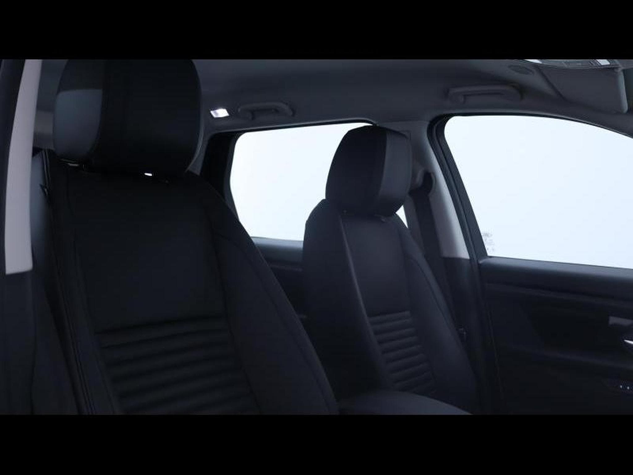 Land-Rover Discovery Sport D165 S R-Dynamic AWD Auto (2024) - Photo 13