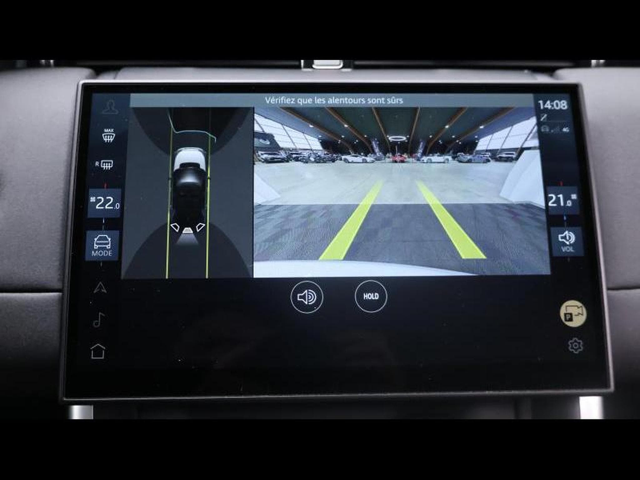 Land-Rover Discovery Sport D165 S R-Dynamic AWD Auto (2024) - Photo 21