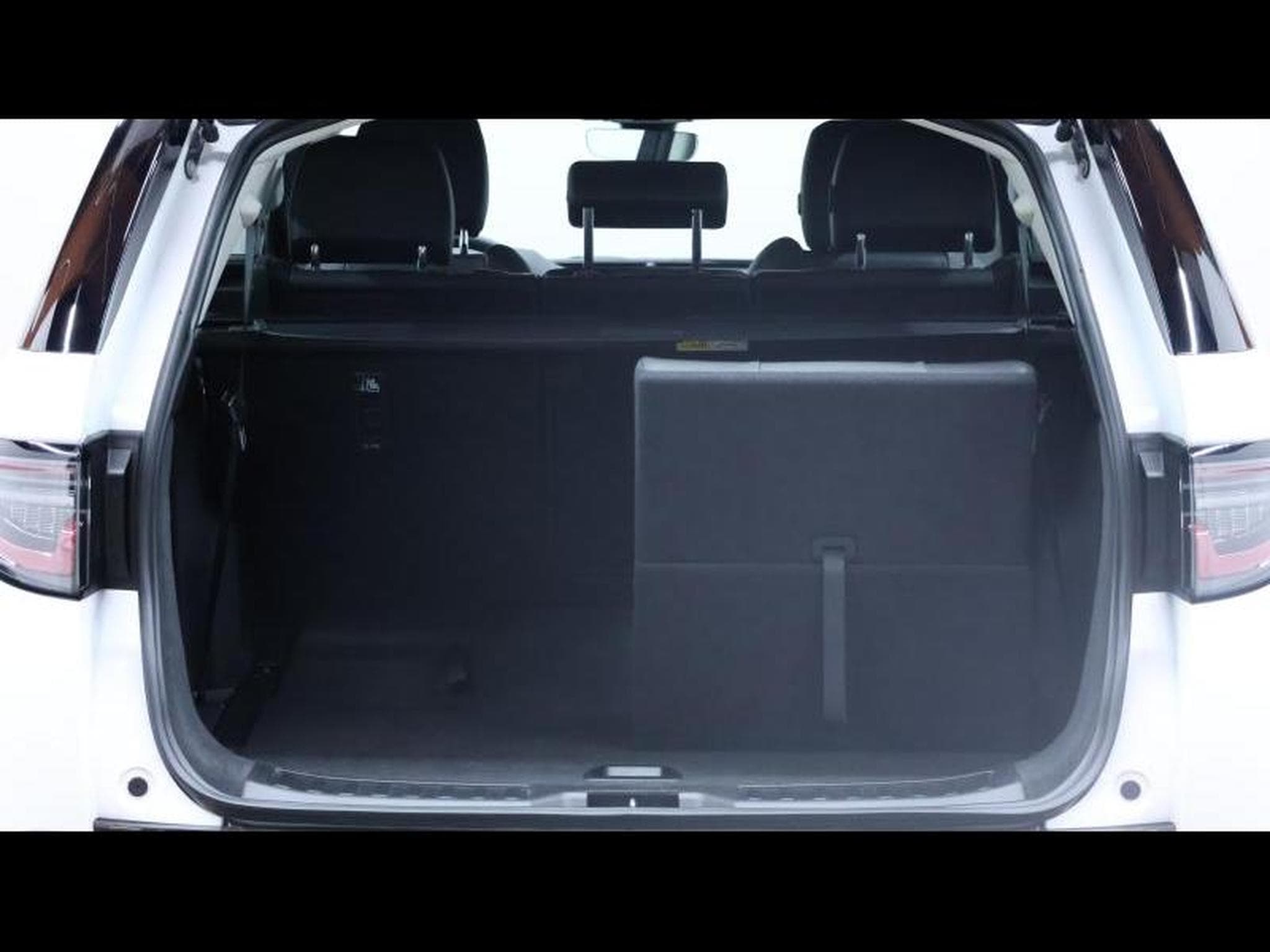 Land-Rover Discovery Sport D165 S R-Dynamic AWD Auto (2024) - Photo 7
