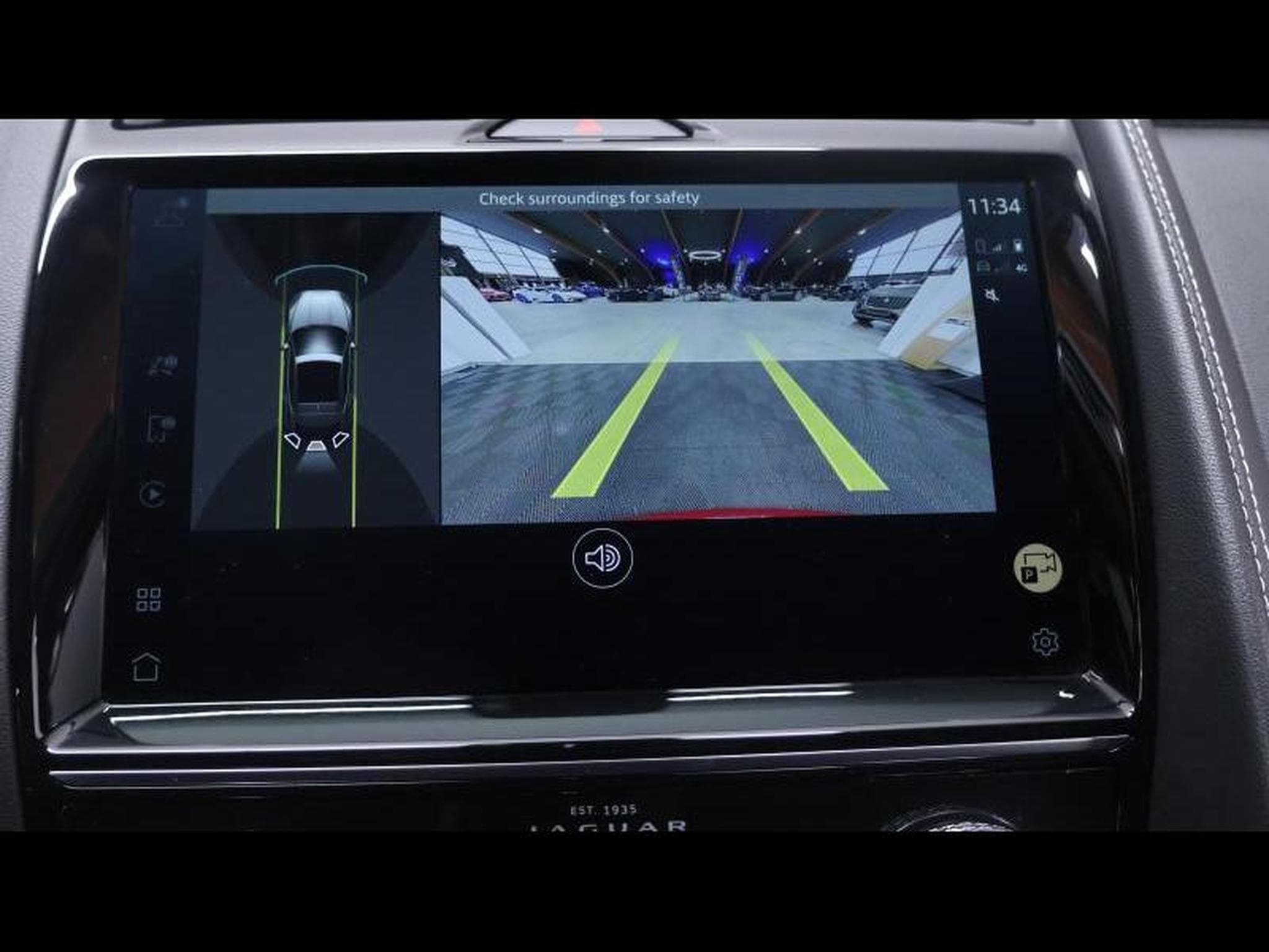 Jaguar E-Pace D165 R-Dynamic S AWD auto (2023) - Photo 19