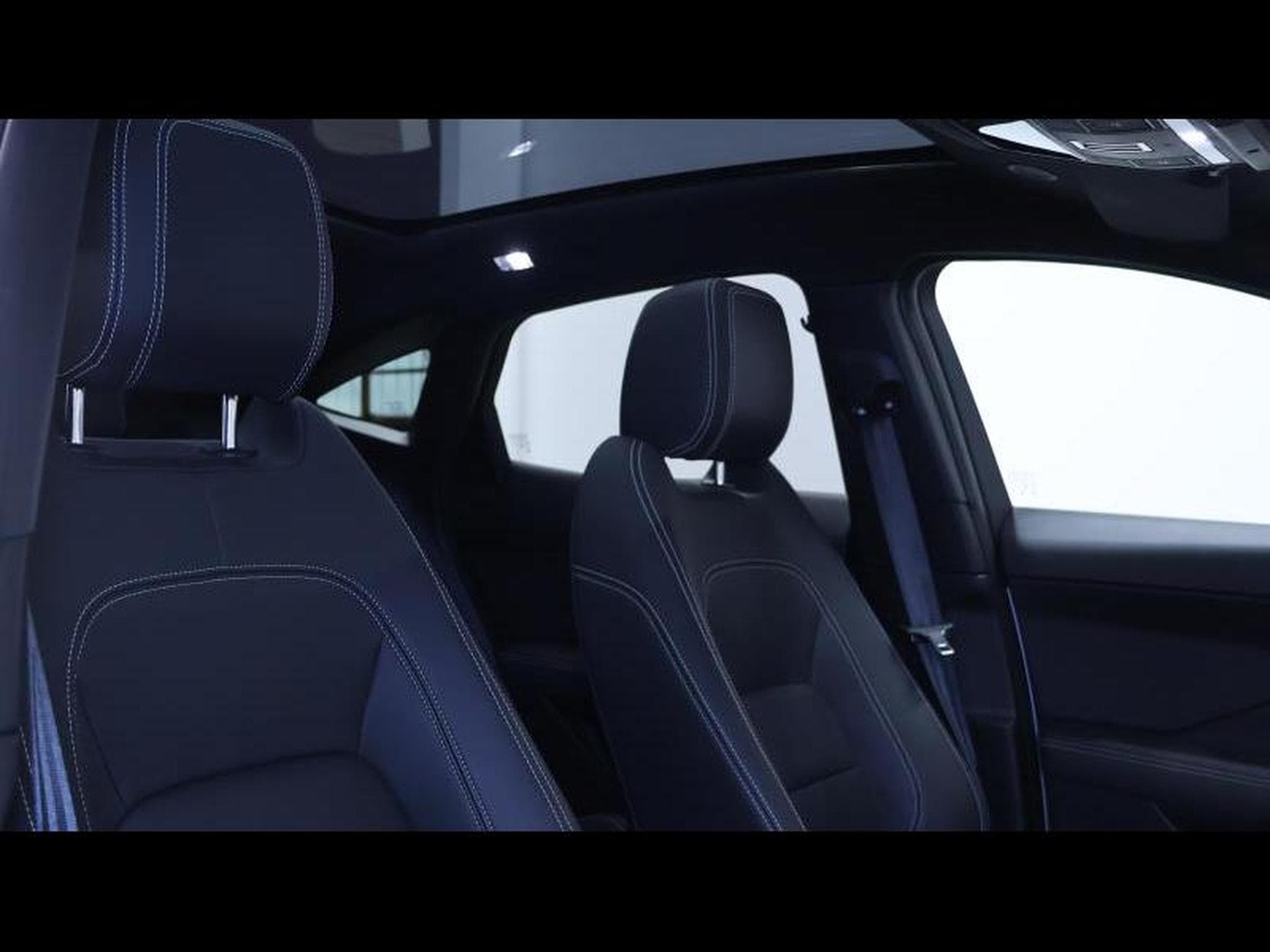 Jaguar E-Pace D165 R-Dynamic S AWD Auto (2024) - Photo 10
