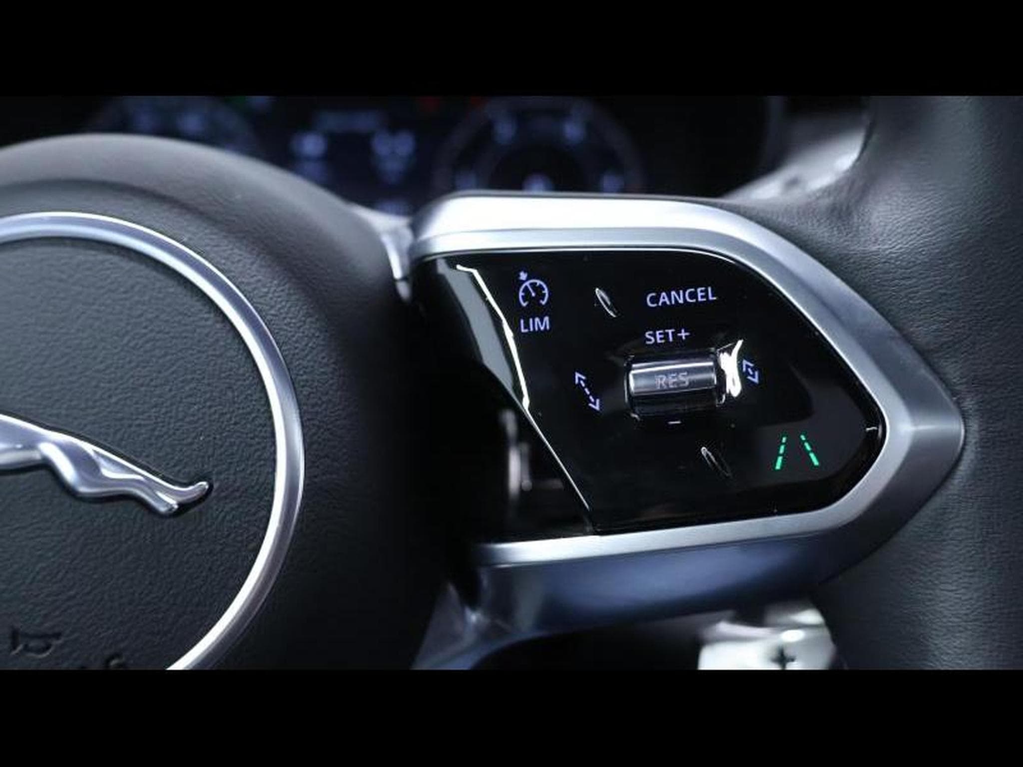 Jaguar E-Pace D165 R-Dynamic S AWD Auto (2024) - Photo 15
