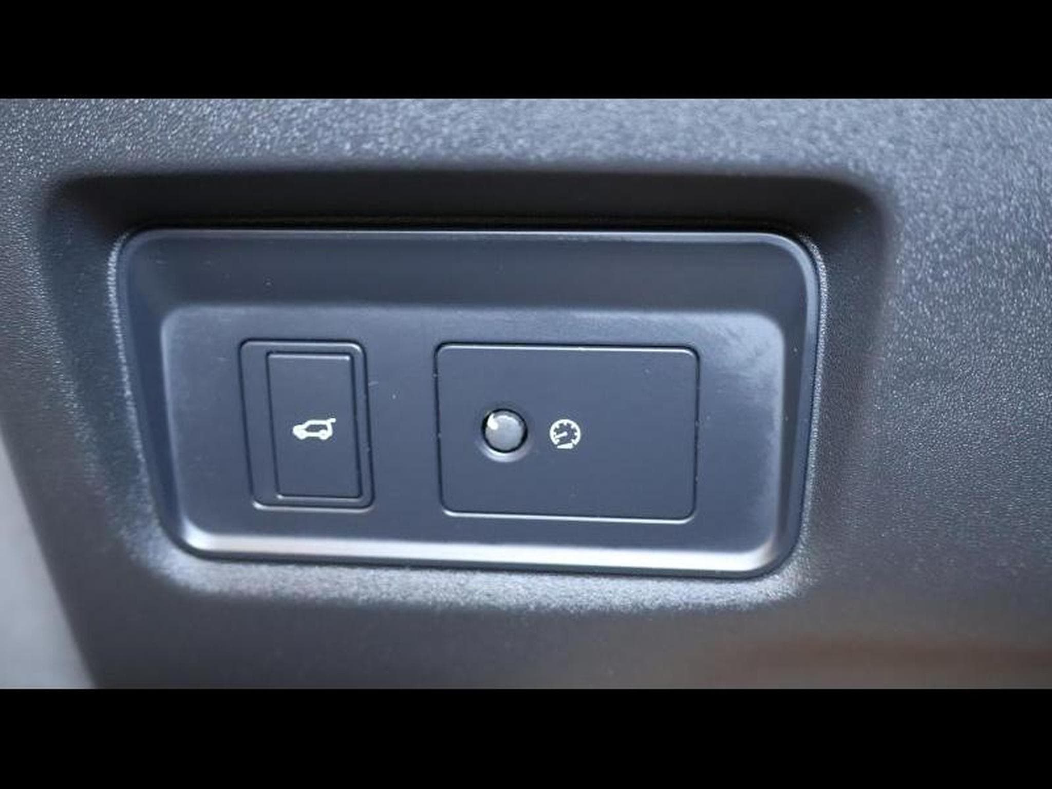 Jaguar E-Pace D165 R-Dynamic S AWD Auto (2024) - Photo 25