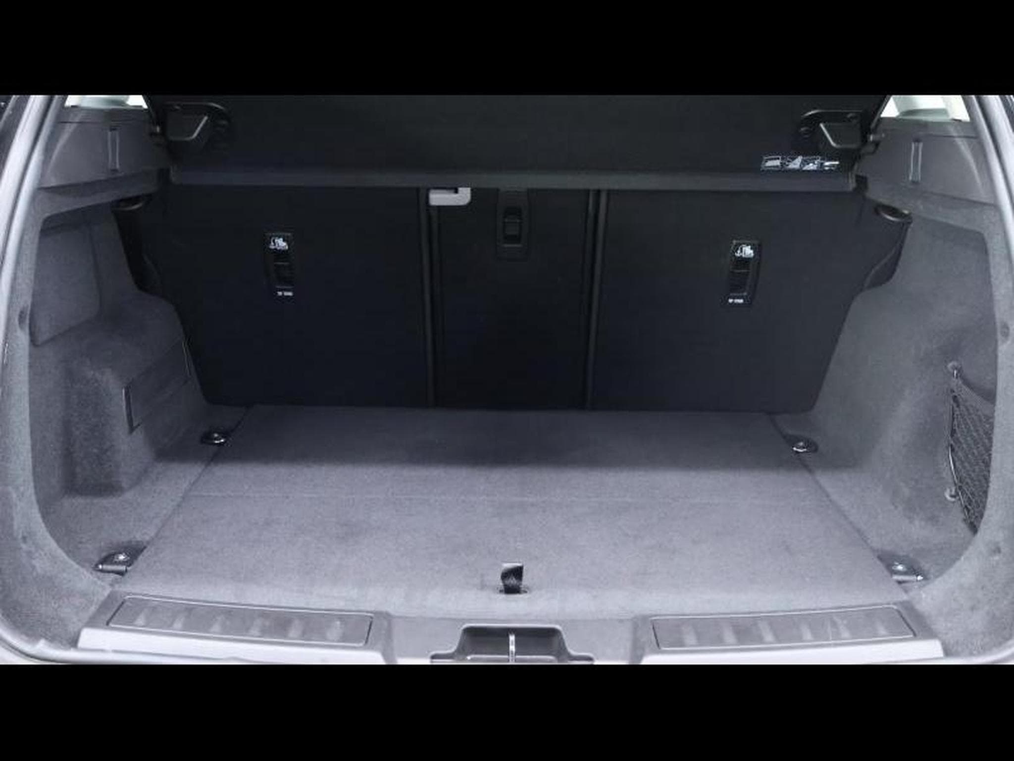 Land-Rover Range Rover Evoque D165 S AWD auto (2025) - Photo 24