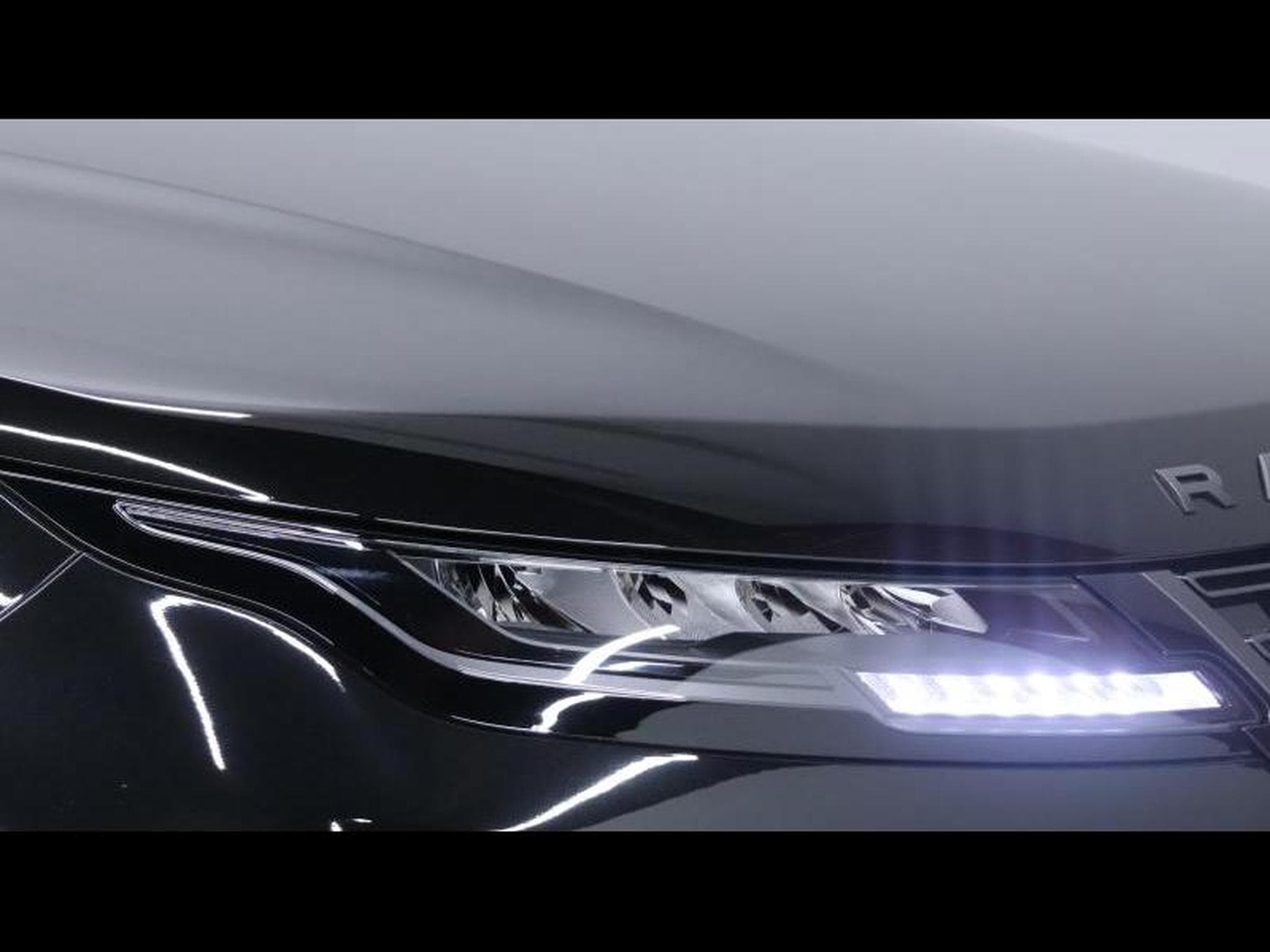 Land-Rover Range Rover Evoque D165 S AWD auto (2025) - Photo 6