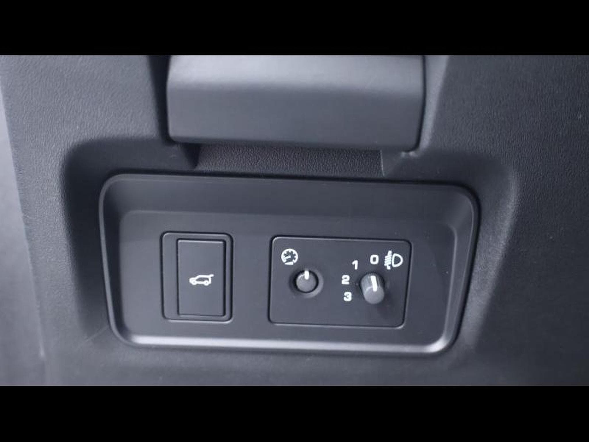 Land-Rover Range Rover Evoque D165 S AWD Auto (2024) - Photo 25