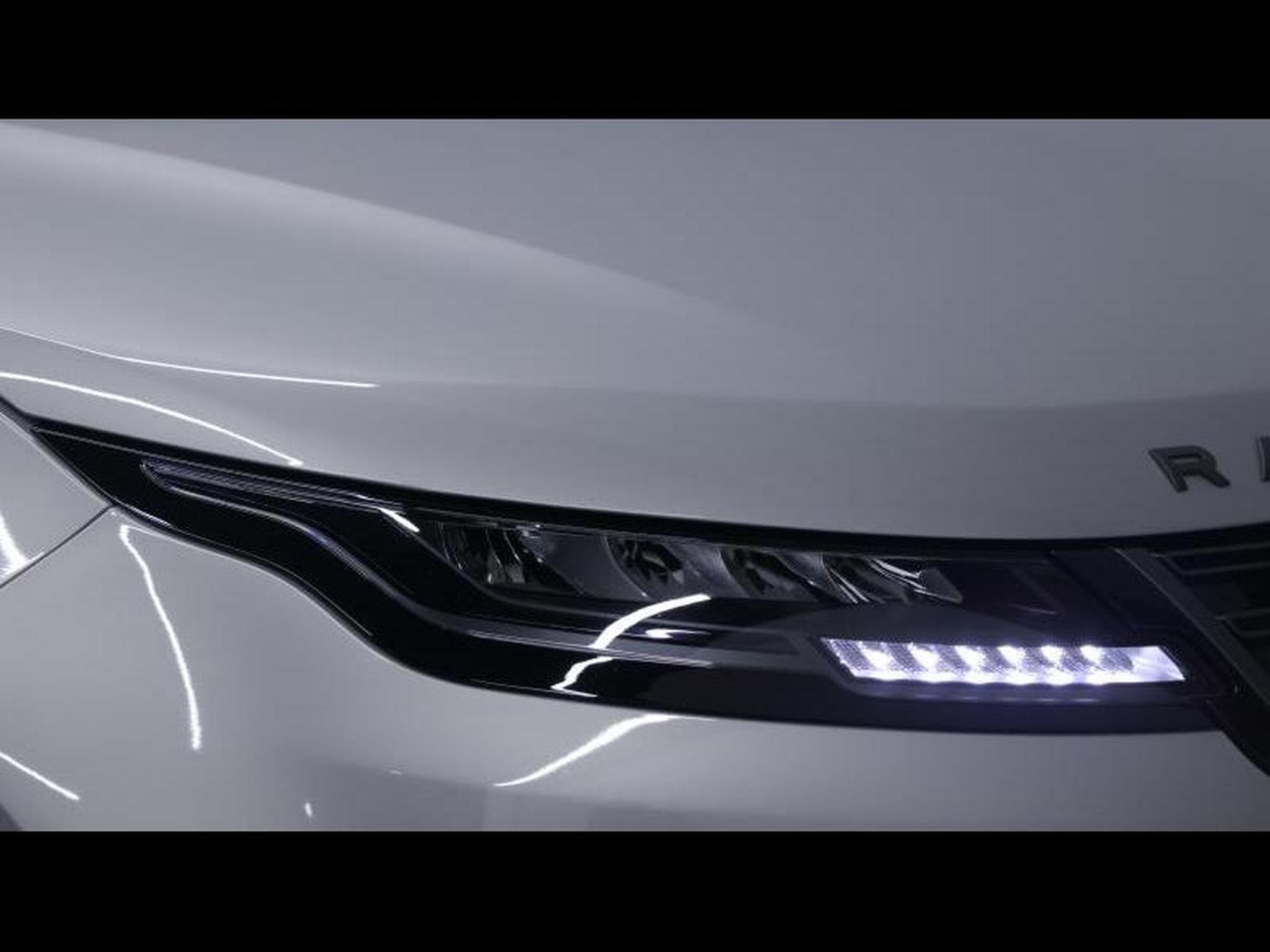 Land-Rover Range Rover Evoque D165 S AWD Auto (2024) - Photo 7
