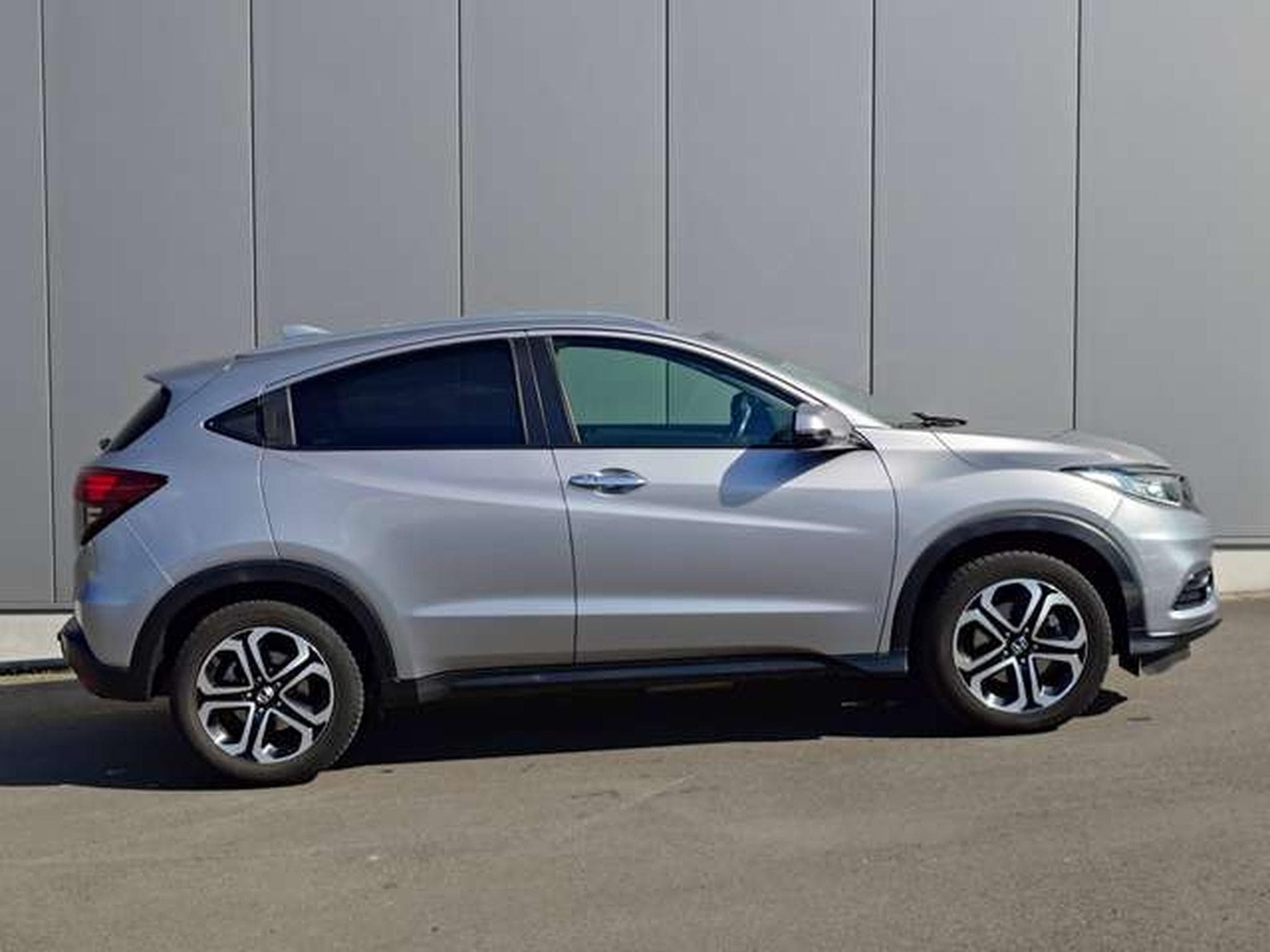 Honda HR-V HR-V 1.5i-VTEC Executive AUTOMATIQUE (2019) - Photo 2