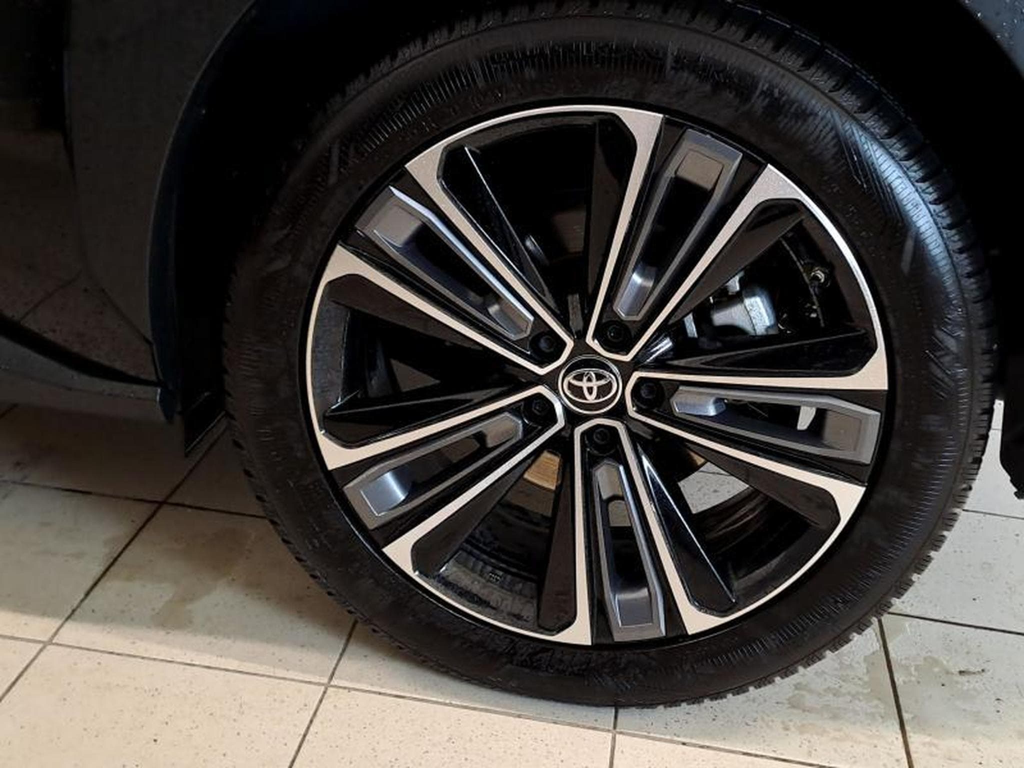 Toyota bZ4X Premium Awd (2023) - Photo 11