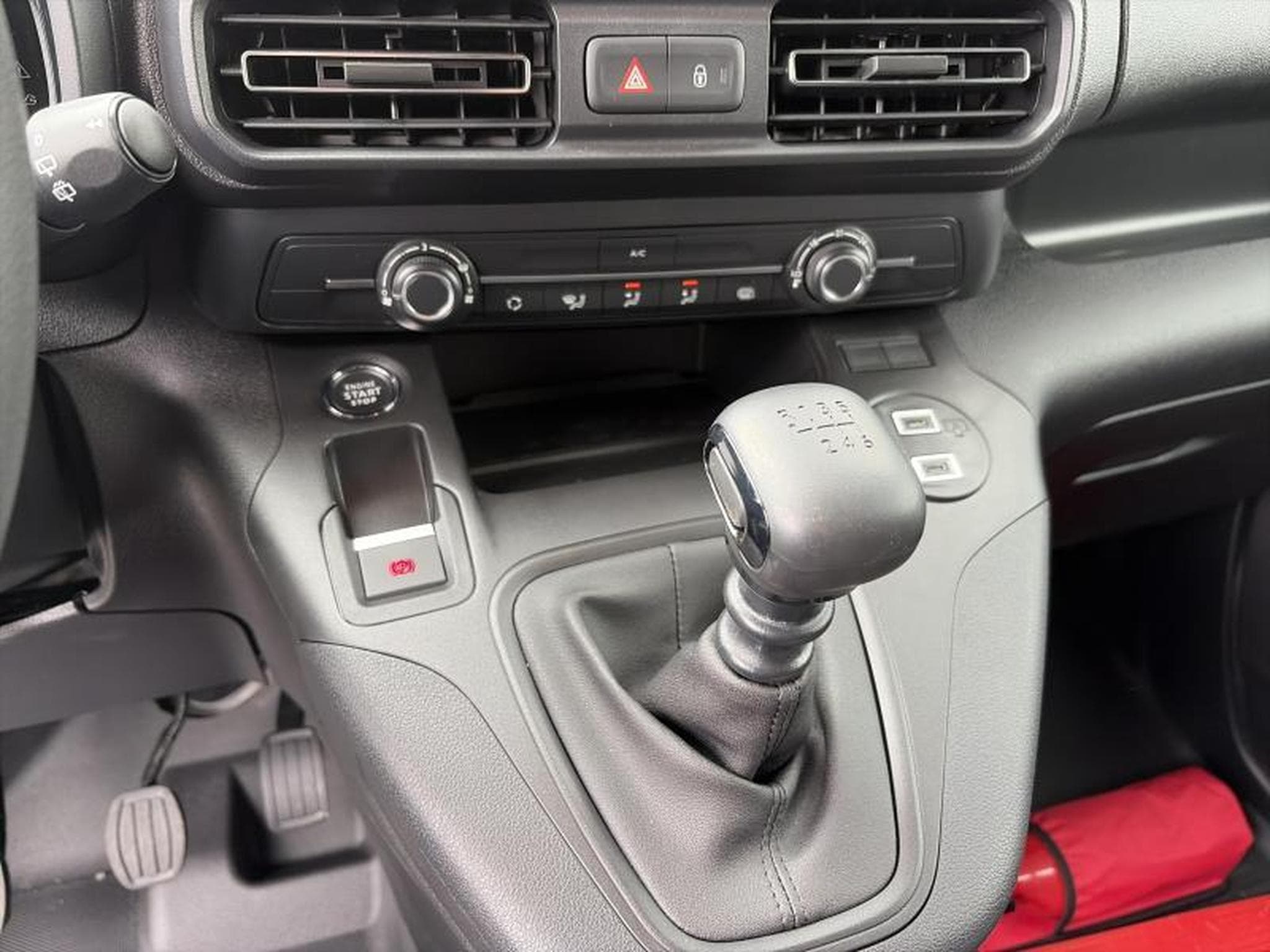 Opel Combo Cargo (2025) - Photo 19