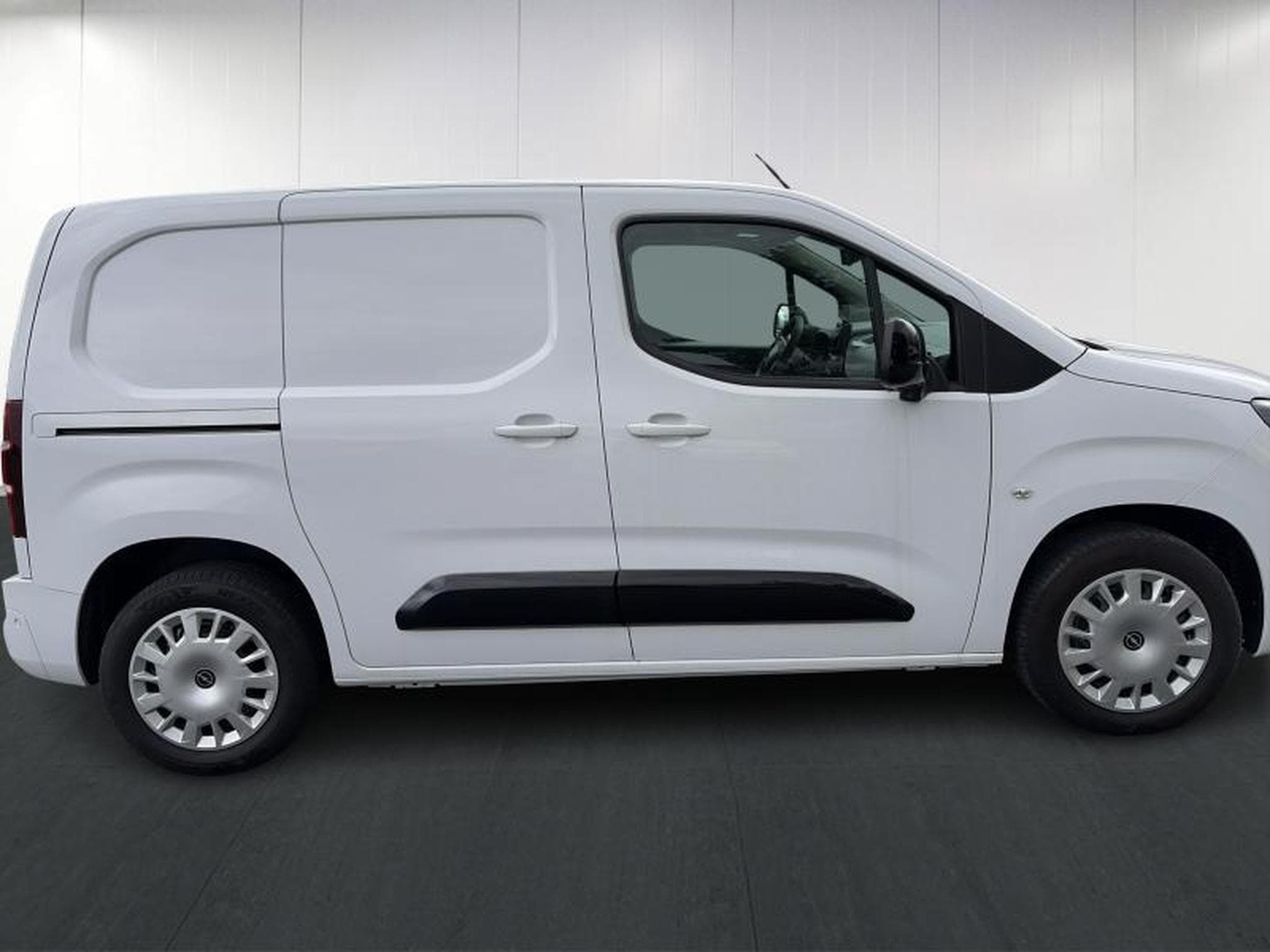 Opel Combo Cargo (2025) - Photo 8