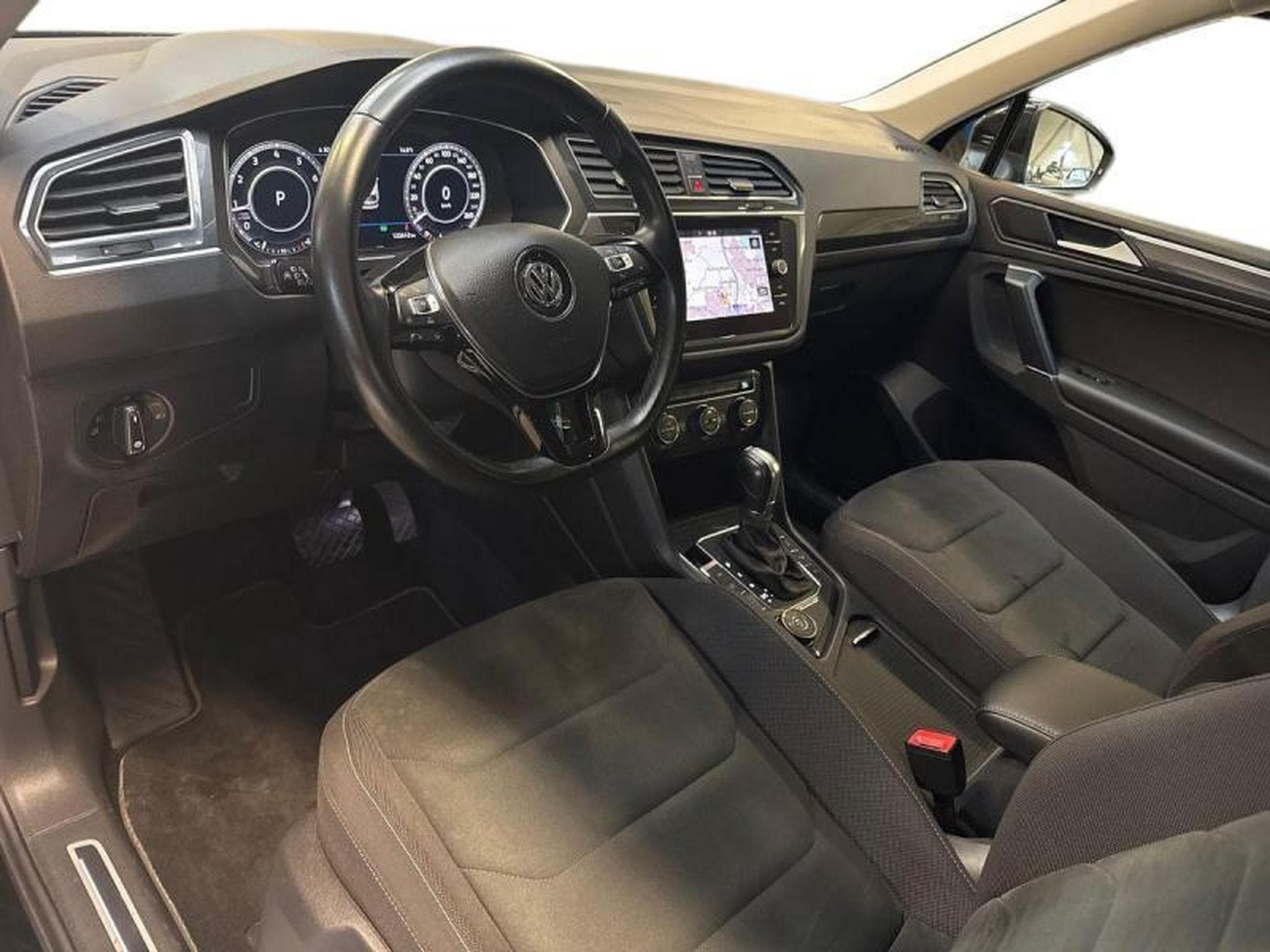VW Tiguan Highline (2018) - Photo 8