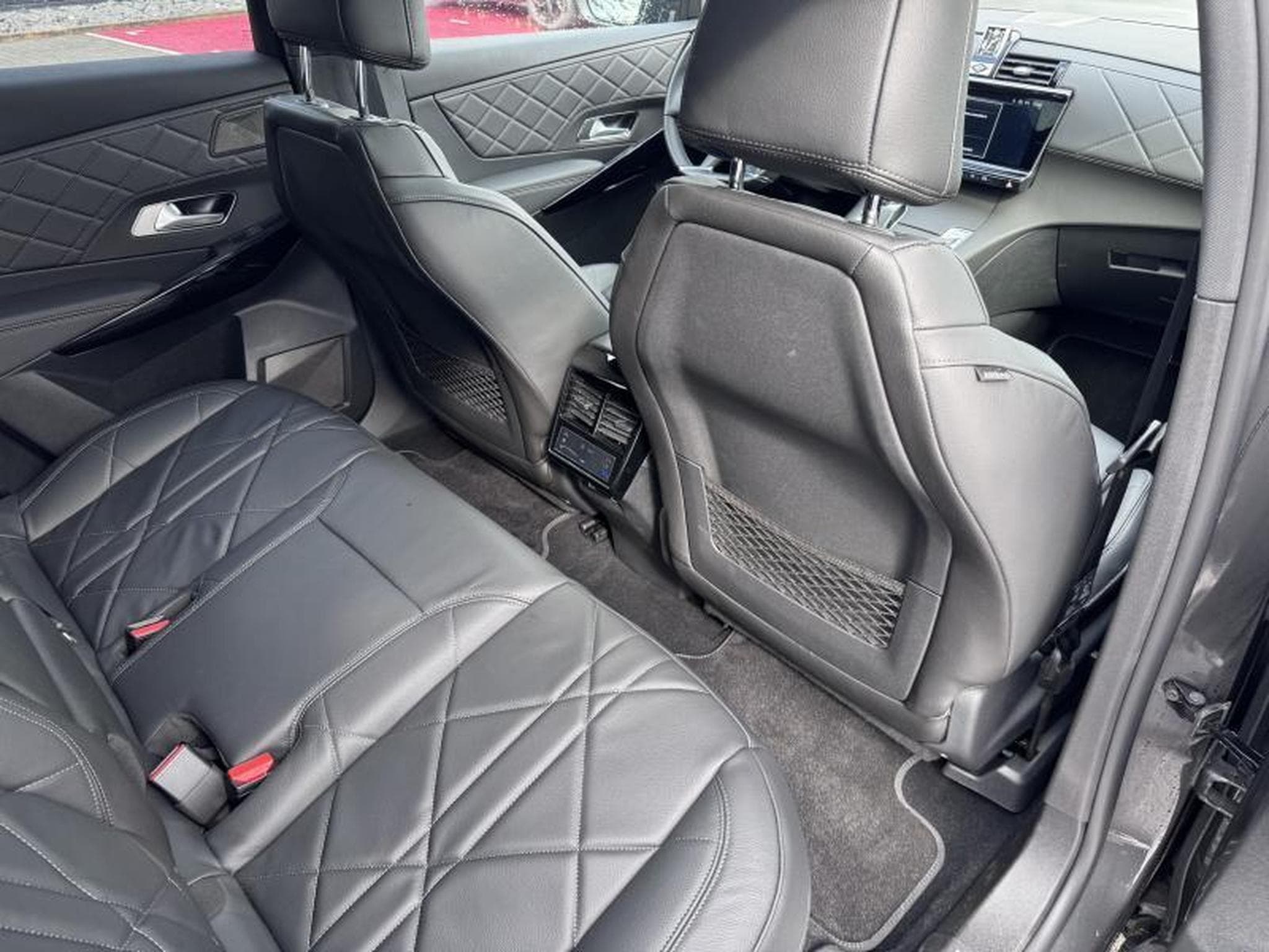DS Automobiles DS7 7 E-Tense RIVOLI 300 (2024) - Photo 10